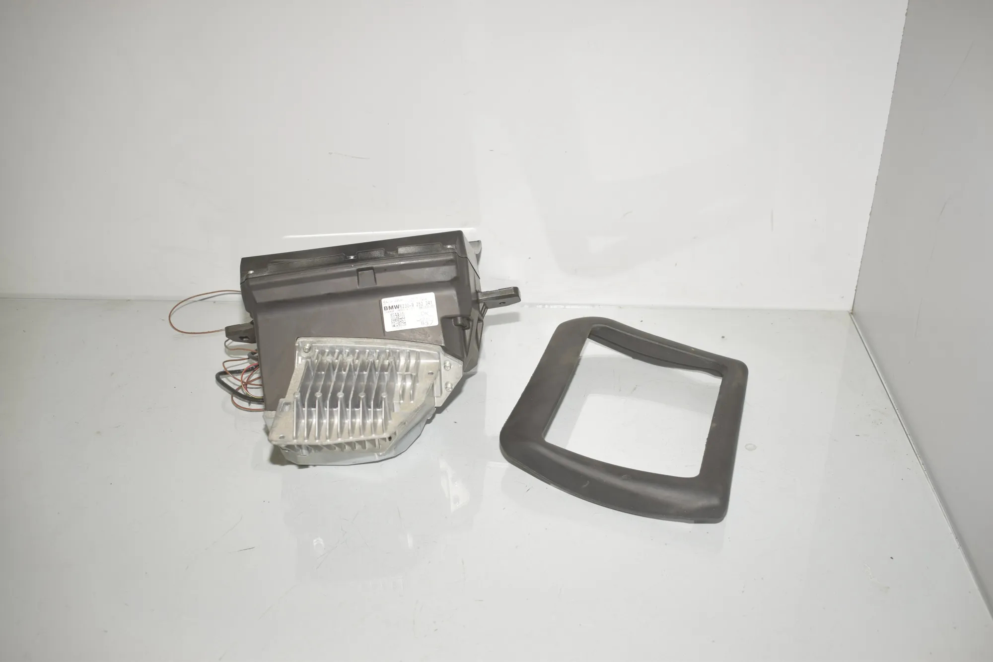 Head-Up Display – OEM 9252341 · BMW 5 Touring (F11) 530 d xDrive 2011 – 4