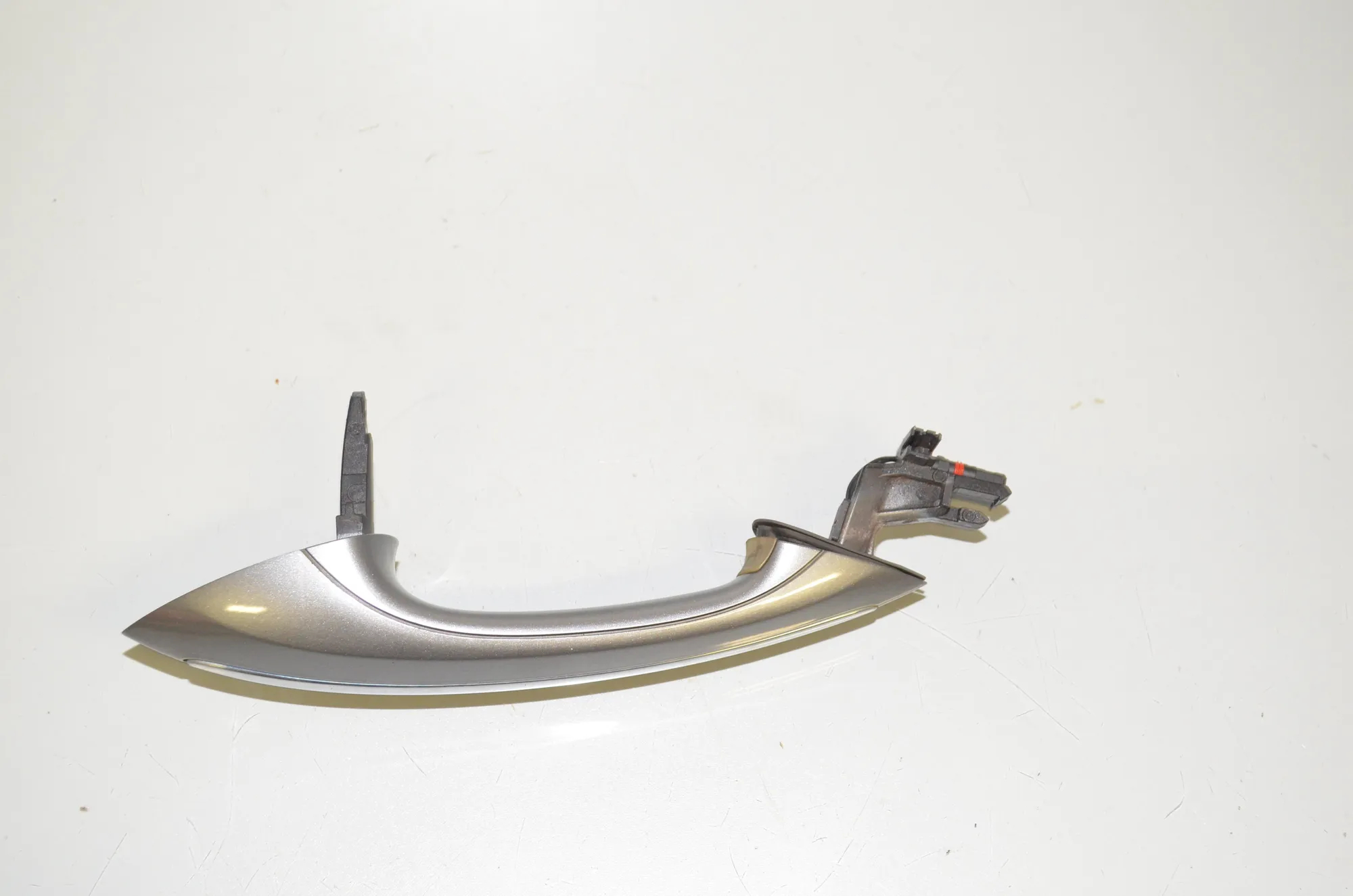 Front Right Door Exterior Handle – OEM 7249976 · BMW 5 Touring (F11) 530 d xDrive 2011 – 2
