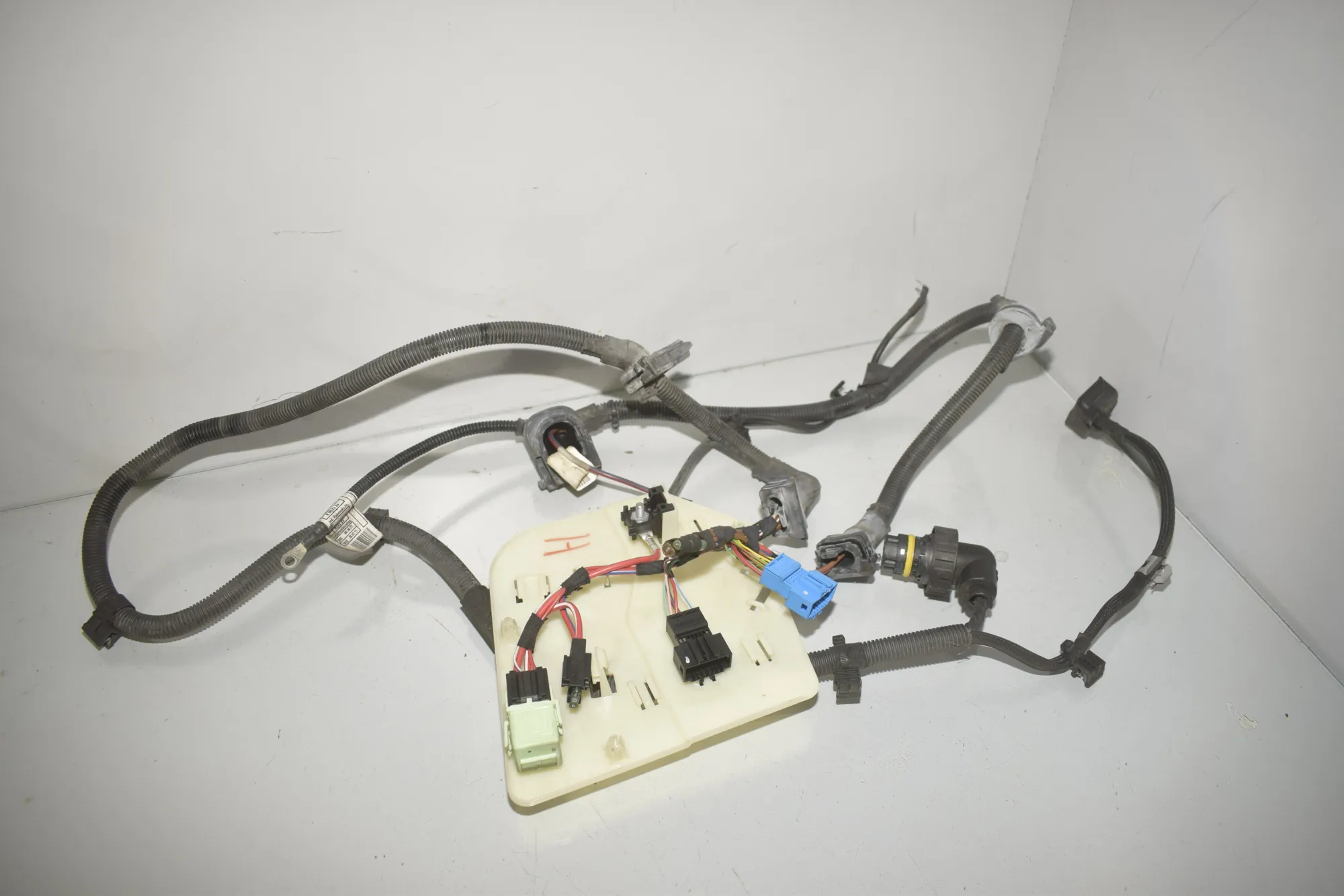 Engine Cable Harness – OEM 8507942 · BMW 5 Touring (F11) 530 d xDrive 2011 – 2