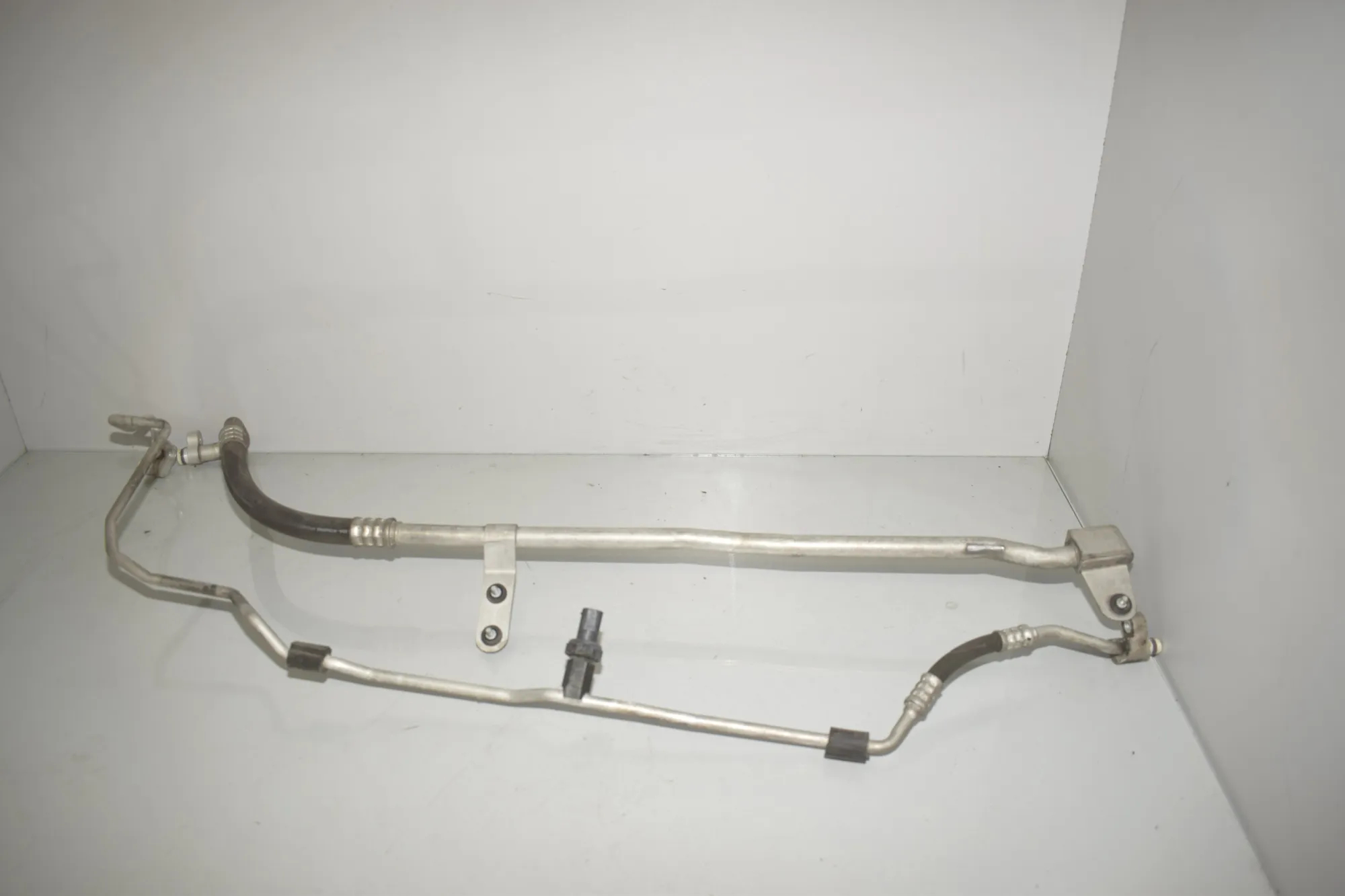 A/C Air Con Hose Pipe – OEM 9120003 · BMW 5 Touring (F11) 530 d xDrive 2011 – 2