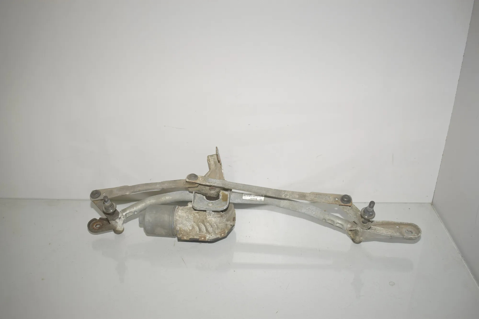 Front Windshield Wiper Mechanism – OEM 7306266 · BMW 5 Touring (F11) 530 d xDrive 2011 – 2