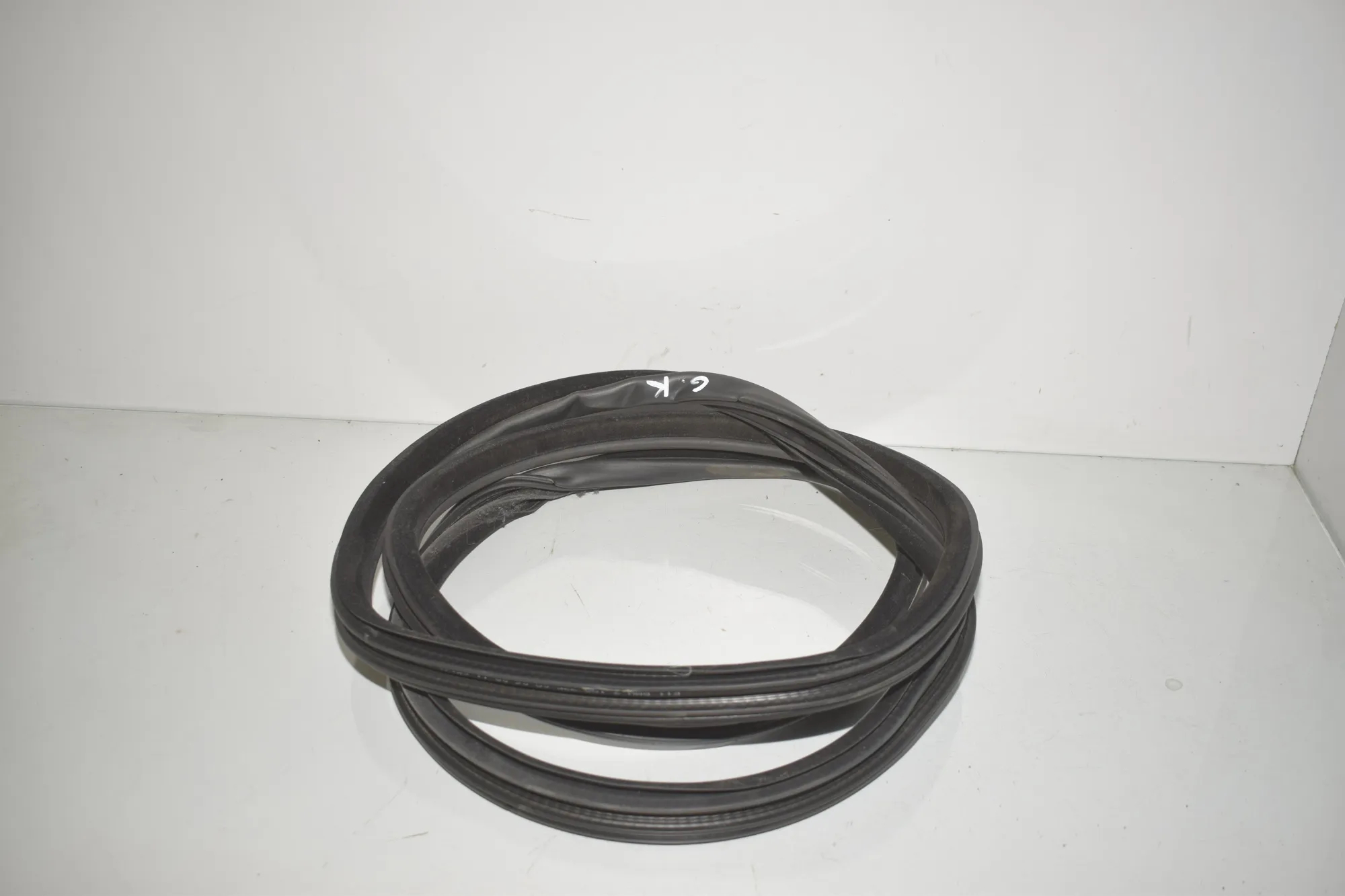 Rear Left Door Seal Rubber – OEM 7199770 · BMW 5 Touring (F11) 530 d xDrive 2011