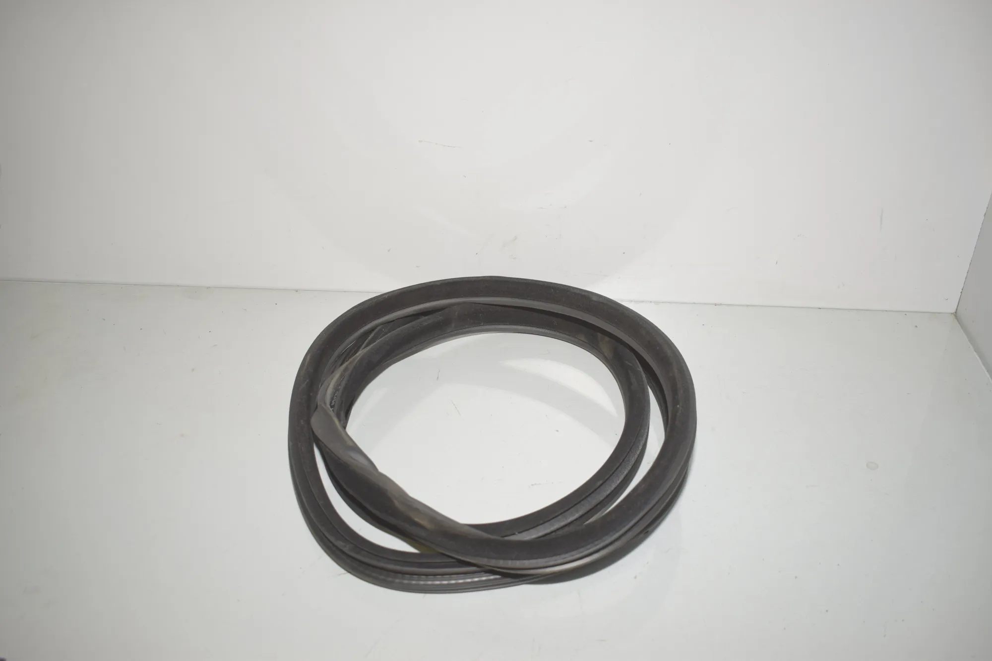 Rear Right Door Seal Rubber – OEM 7199770 · BMW 5 Touring (F11) 530 d xDrive 2011 – 3