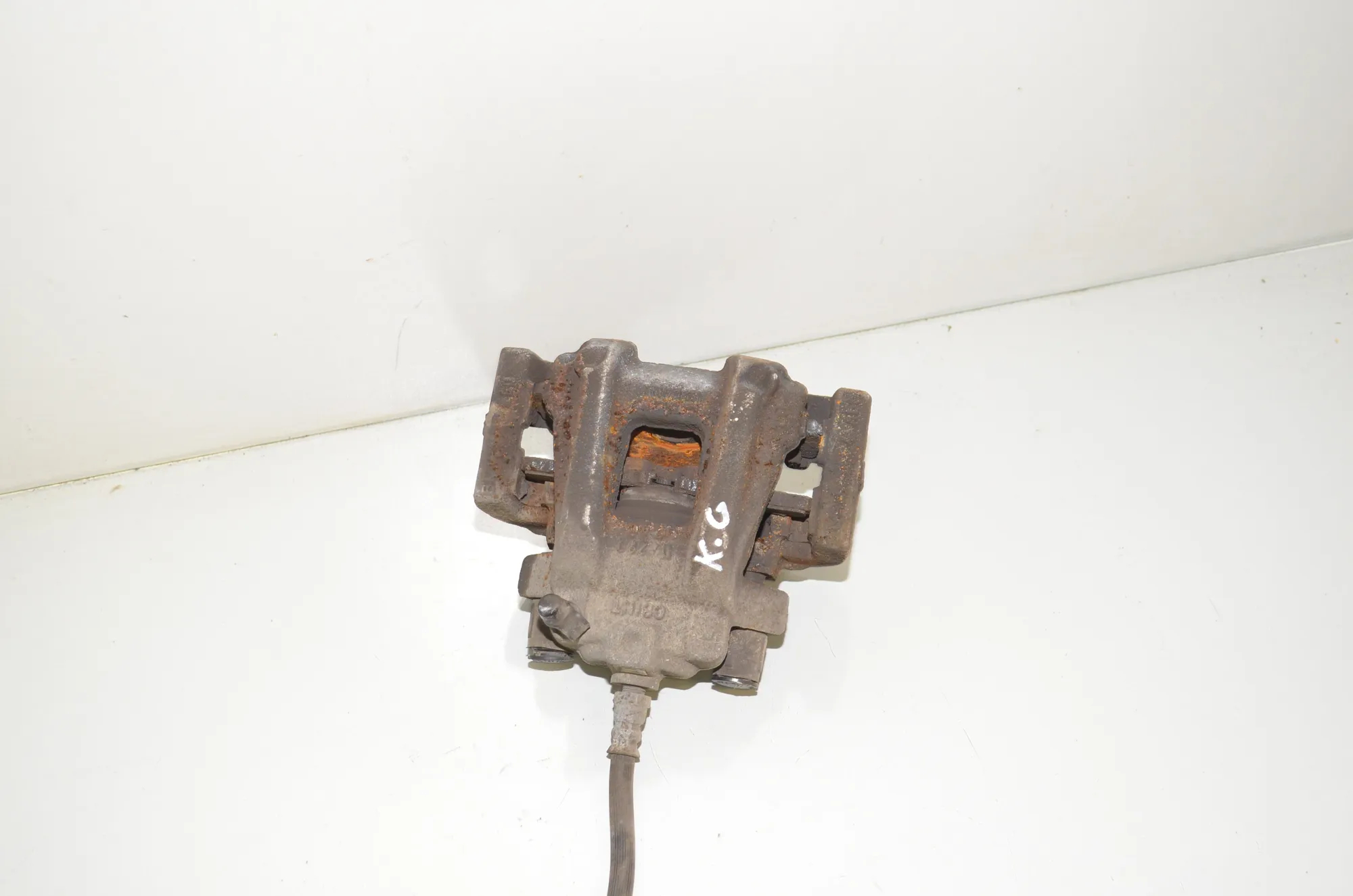 Rear Left Brake Caliper – OEM 6850851 · BMW 2 Cabrio (F23) 218 i 2017