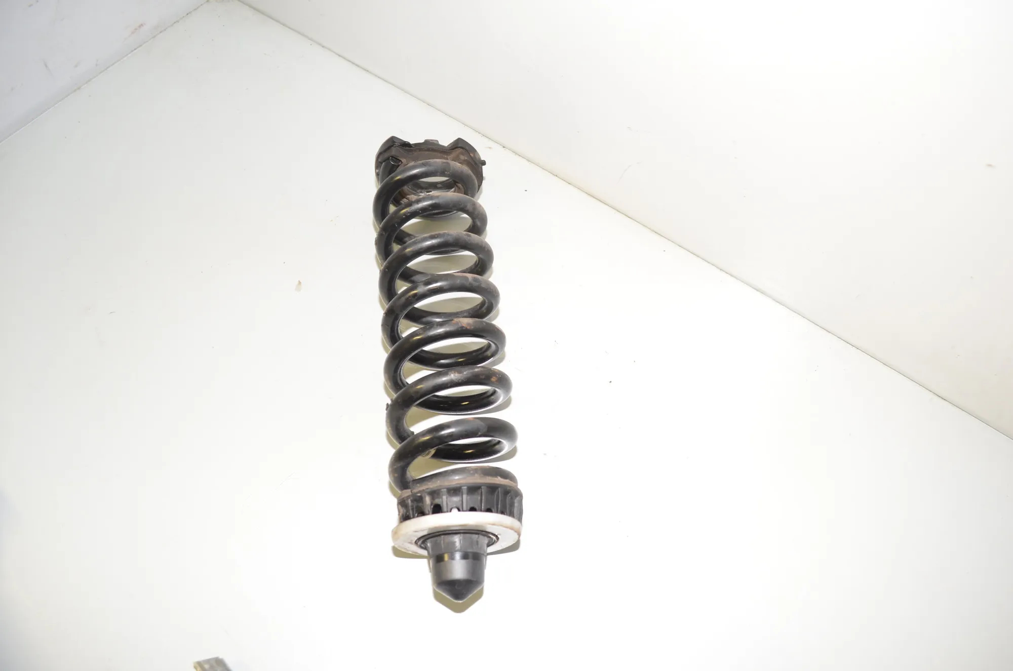 Rear Right Coil Spring – OEM 6898643 · BMW 3 Touring (G21) (2019 - -) 320 d 2020 – 3