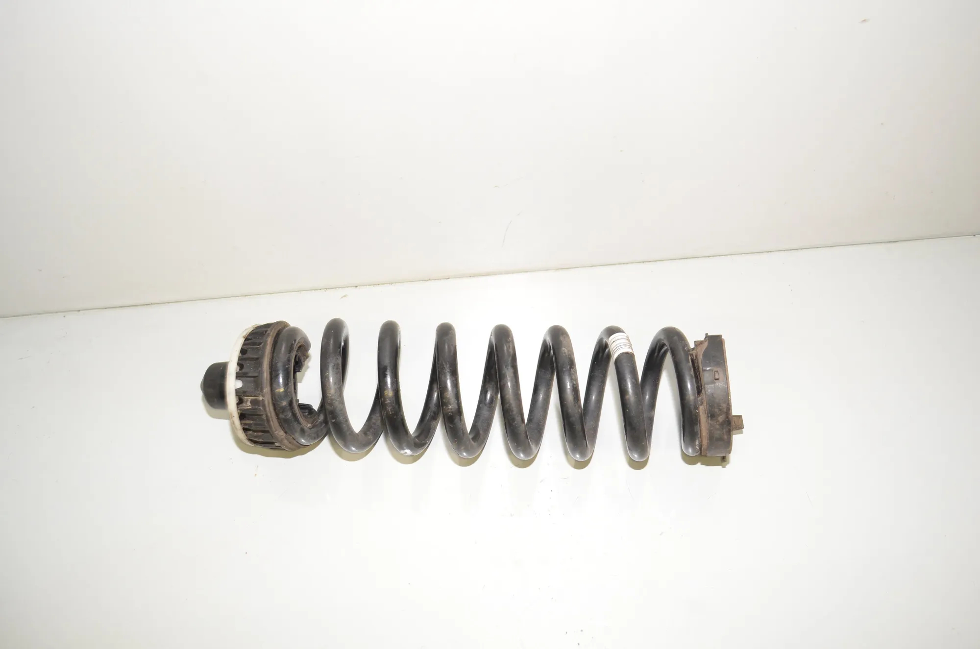 Rear Left Coil Spring – OEM 6898643 · BMW 3 Touring (G21) (2019 - -) 320 d 2020 – 4