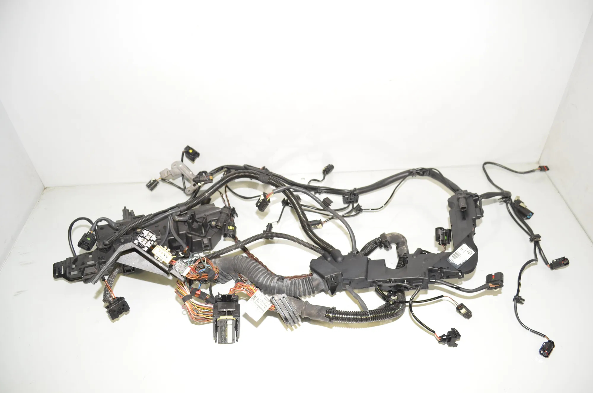 Engine Cable Harness – OEM 8507933 · BMW 5 Touring (F11) 530 d xDrive 2011