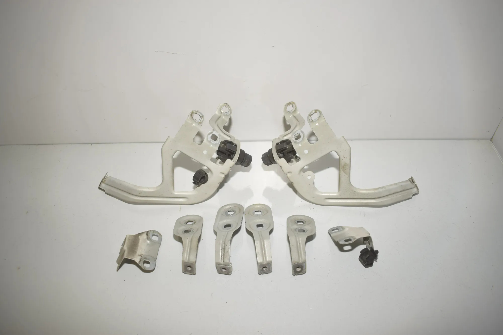 Front Right Fender Holder – OEM 7207209 · BMW 5 (F10) 535 d 2012 – 4