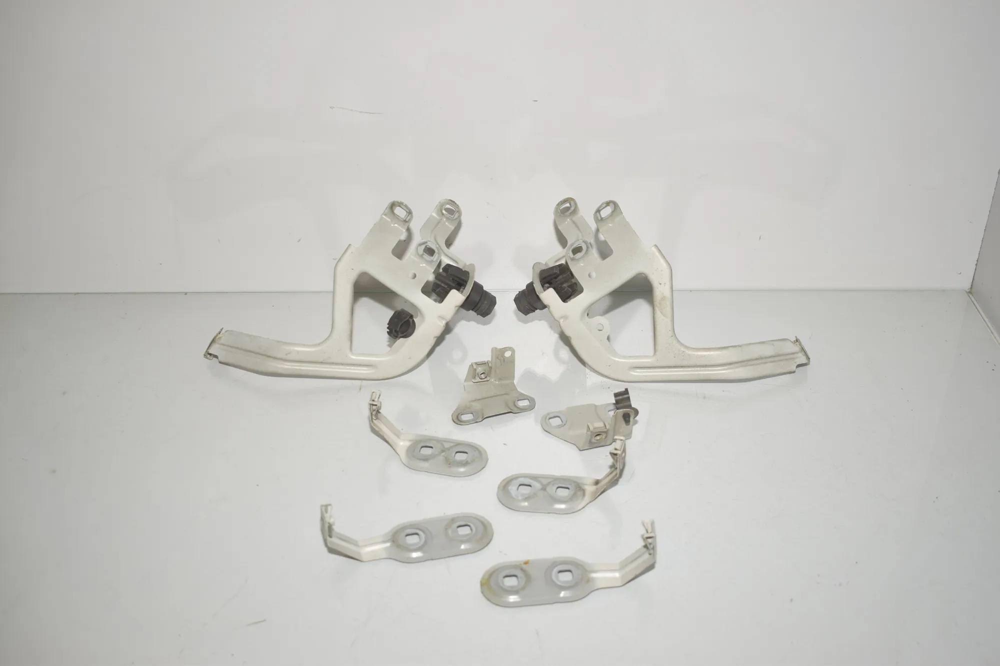 Front Right Fender Holder – OEM 7207209 · BMW 5 (F10) 535 d 2012 – 5
