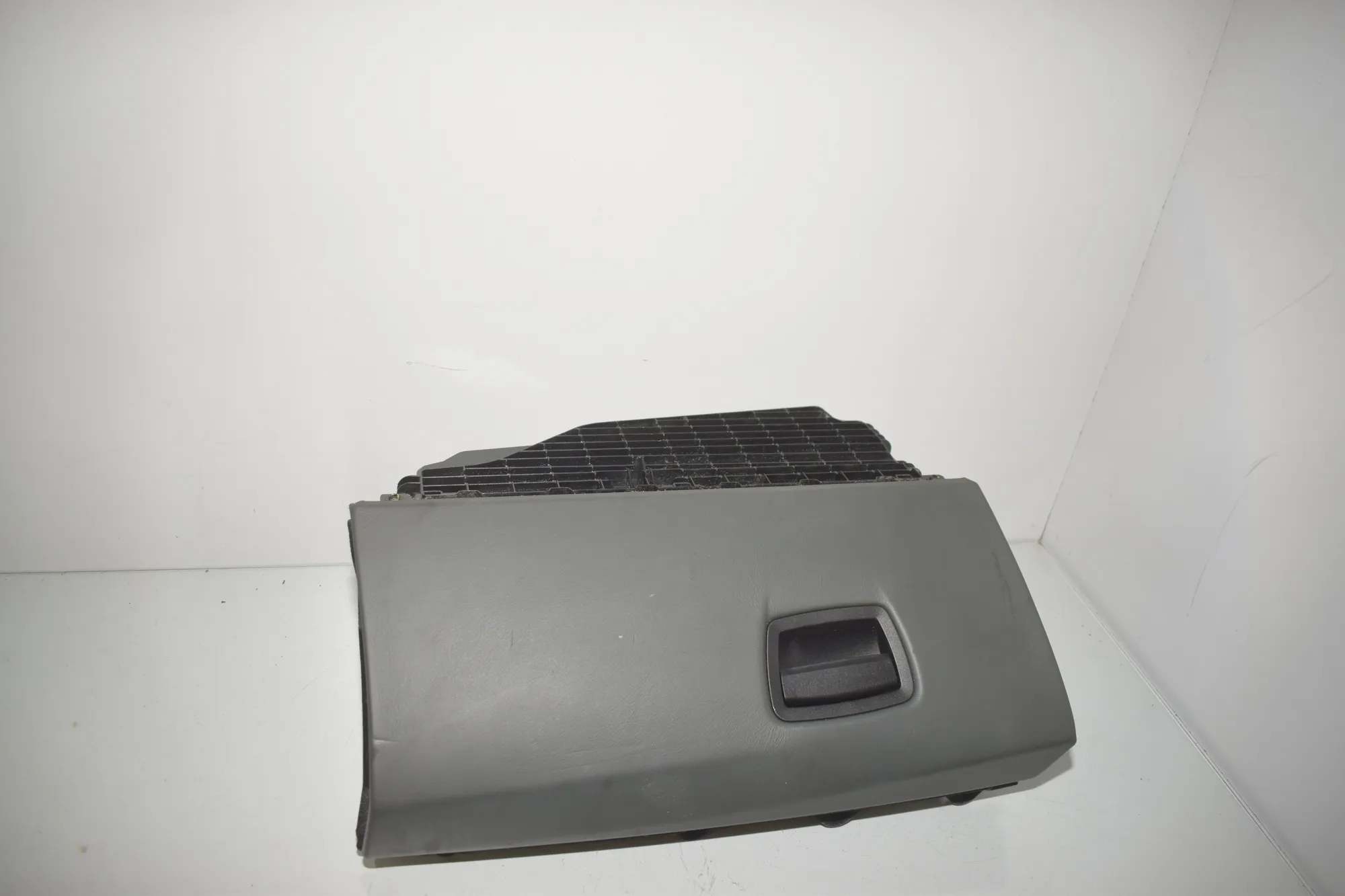 Glove Compartment – OEM 9192994 · BMW 5 (F10) 535 d 2012 – 2
