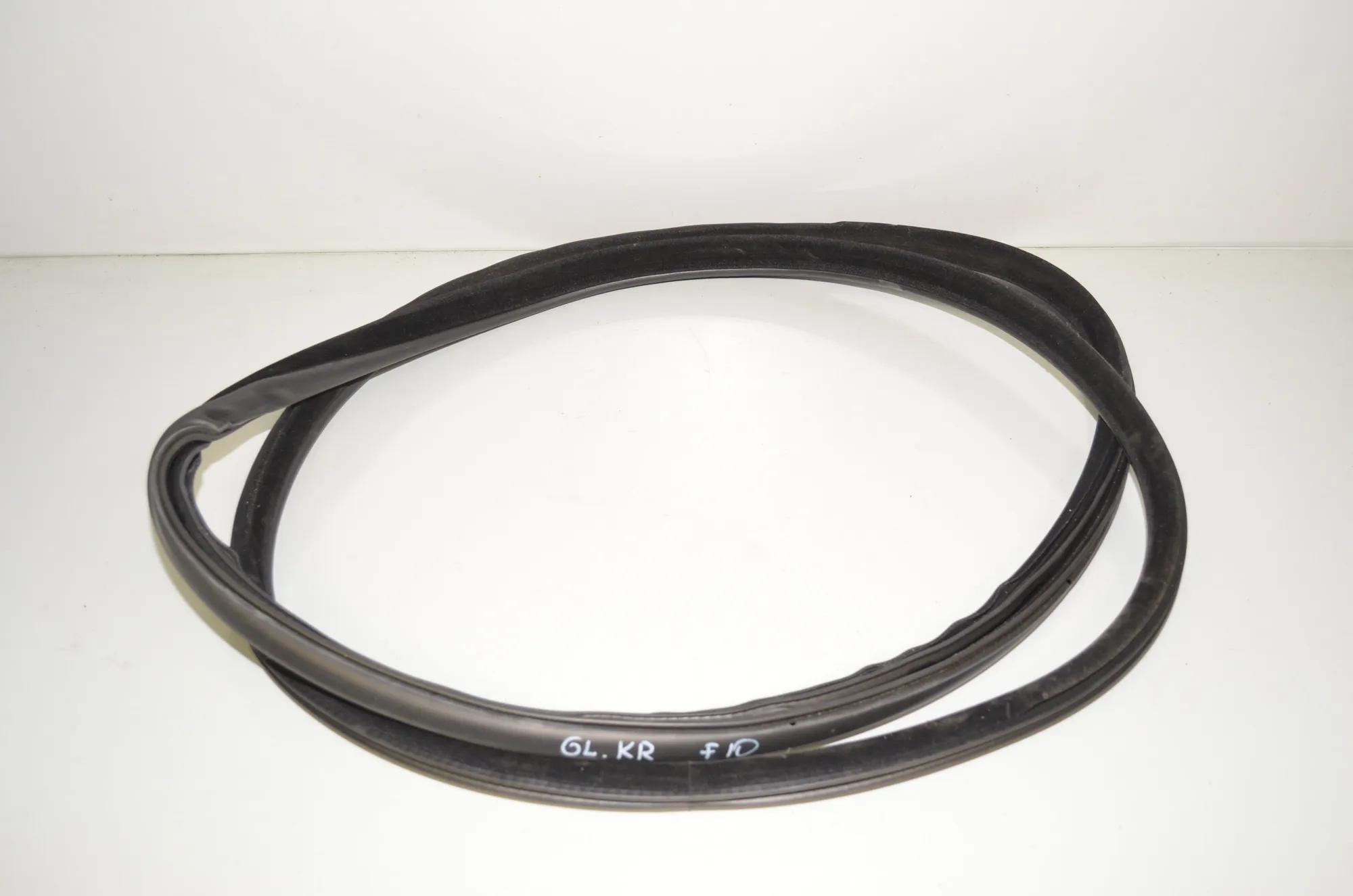 Rear Left Door Seal Rubber – OEM 7182287 · BMW 5 (F10) 535 d 2012