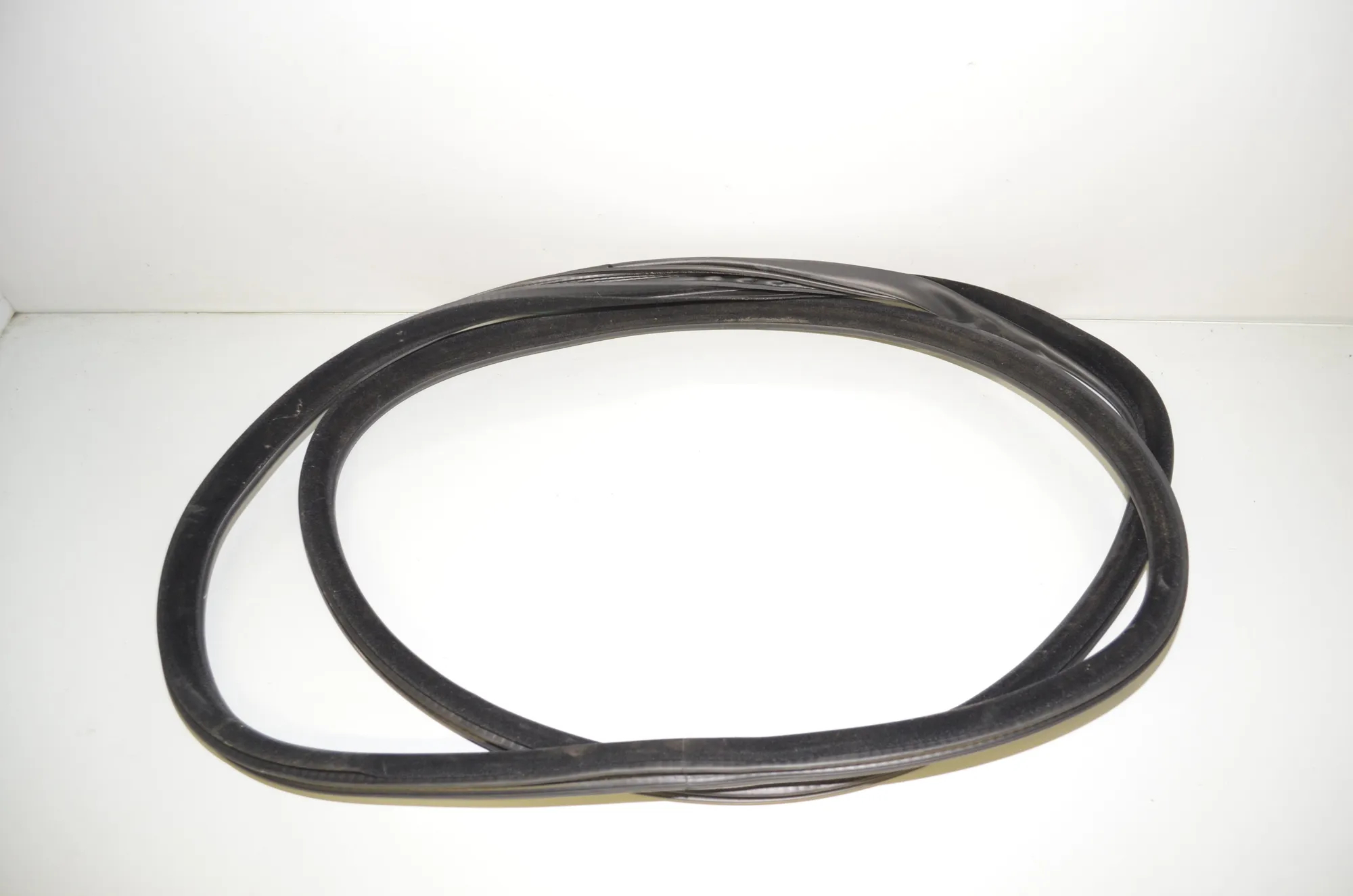 Rear Right Door Seal Rubber – OEM 7182287 · BMW 5 (F10) 535 d 2012 – 4