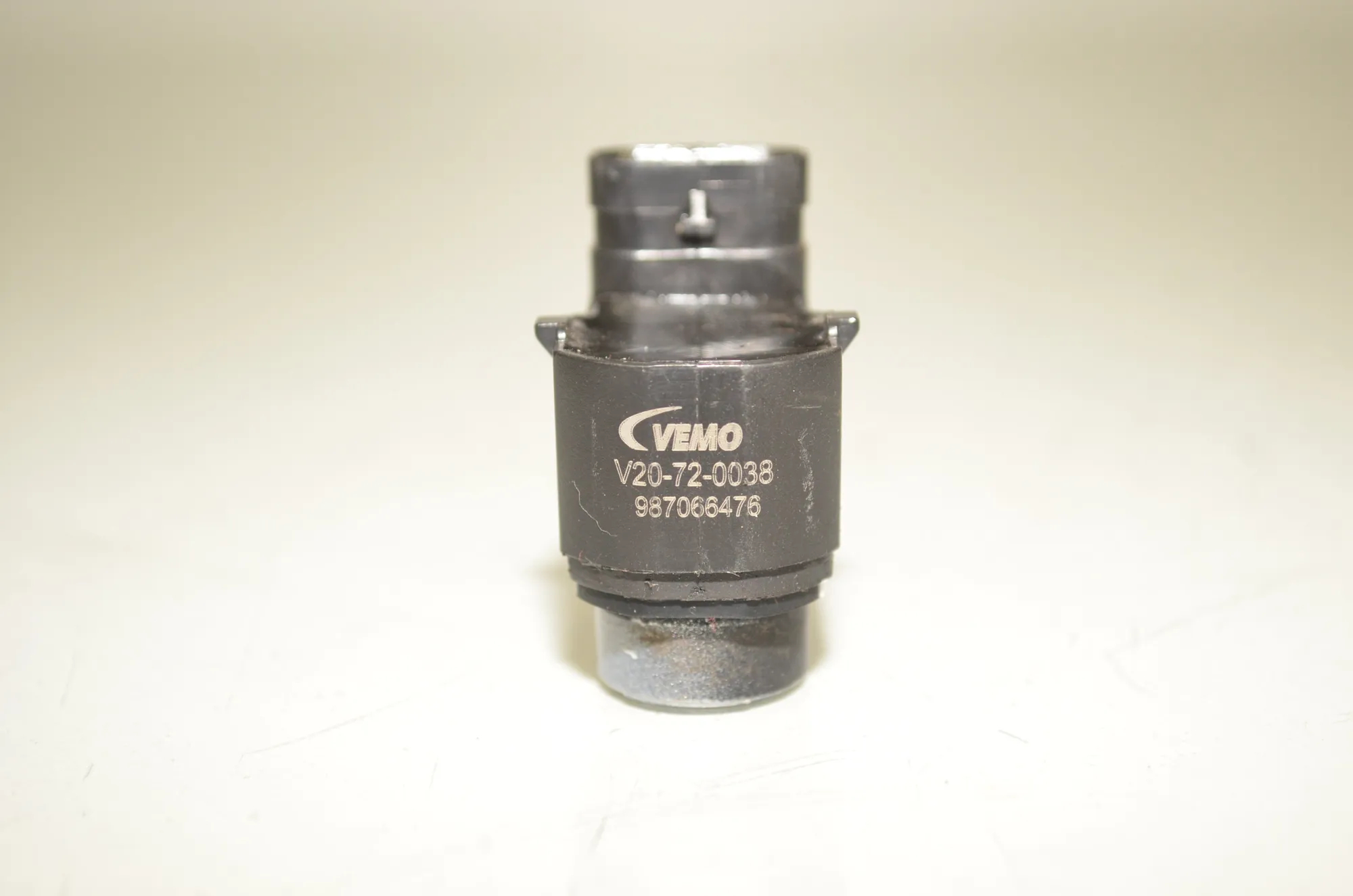 PDC Parking Sensor – OEM 987066476 · BMW 5 (F10) 535 d 2012 – 3