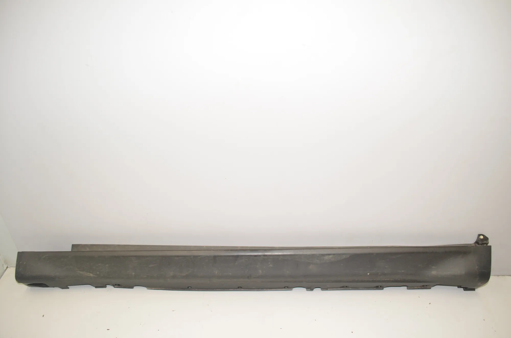 Left Side Plastic Sideskirt Cover – OEM 7191241 · BMW X5 (E70) xDrive 30 d 2011 – 2