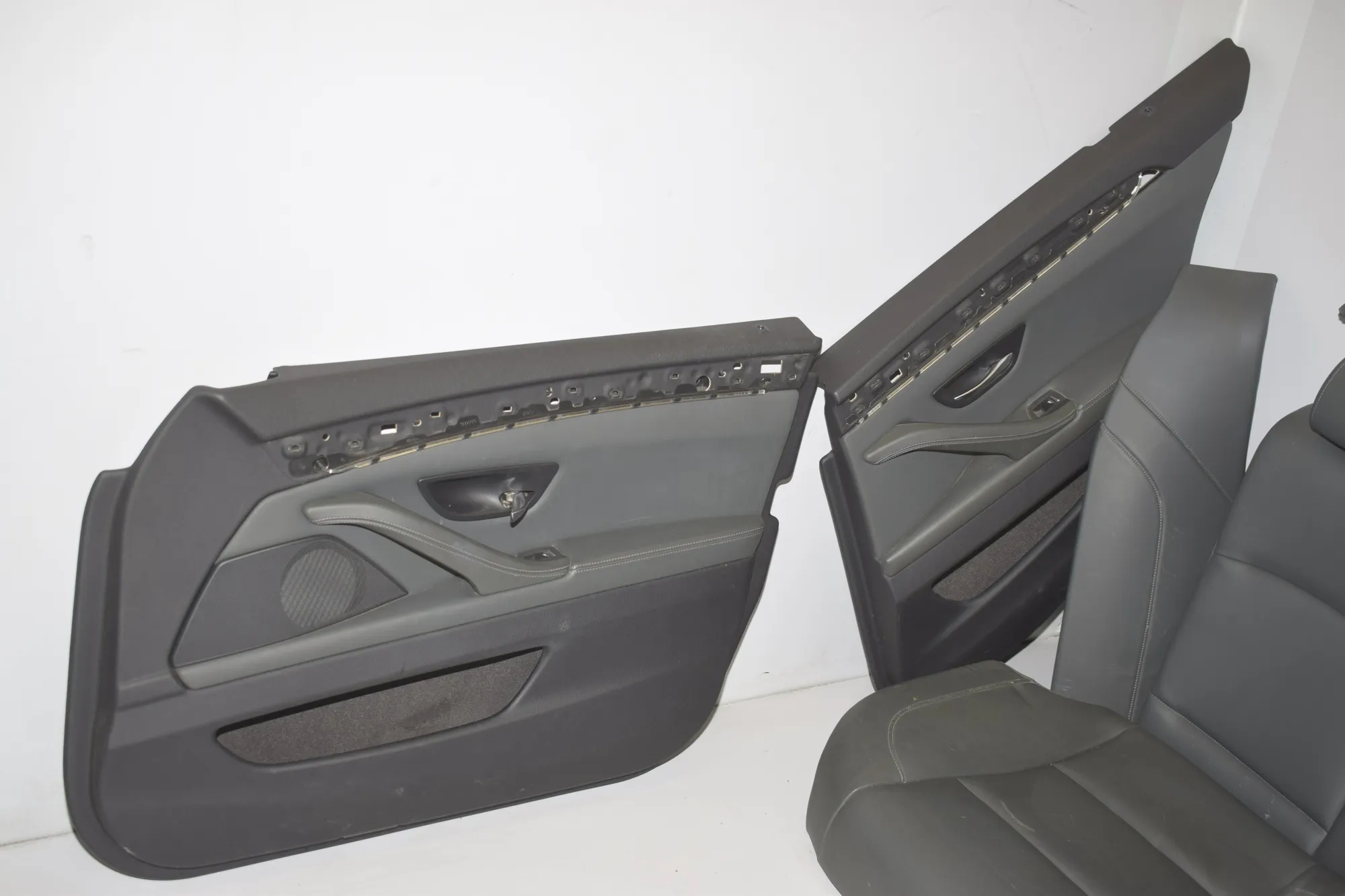 Seat set · BMW 5 (F10) 535 d 2012 – 9