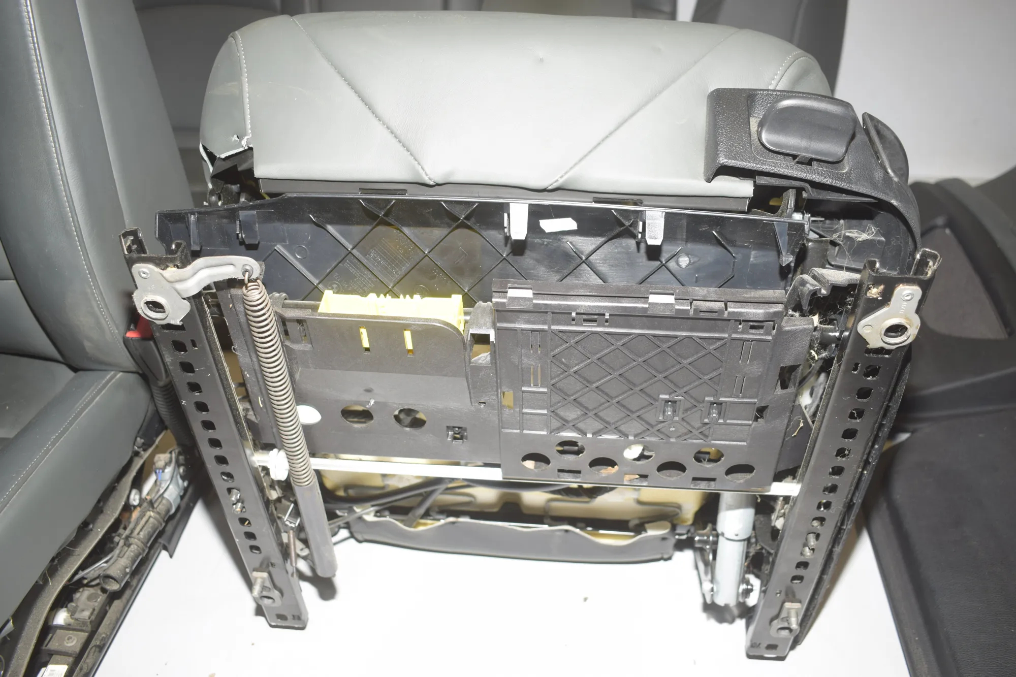 Seat set · BMW 5 (F10) 535 d 2012 – 12