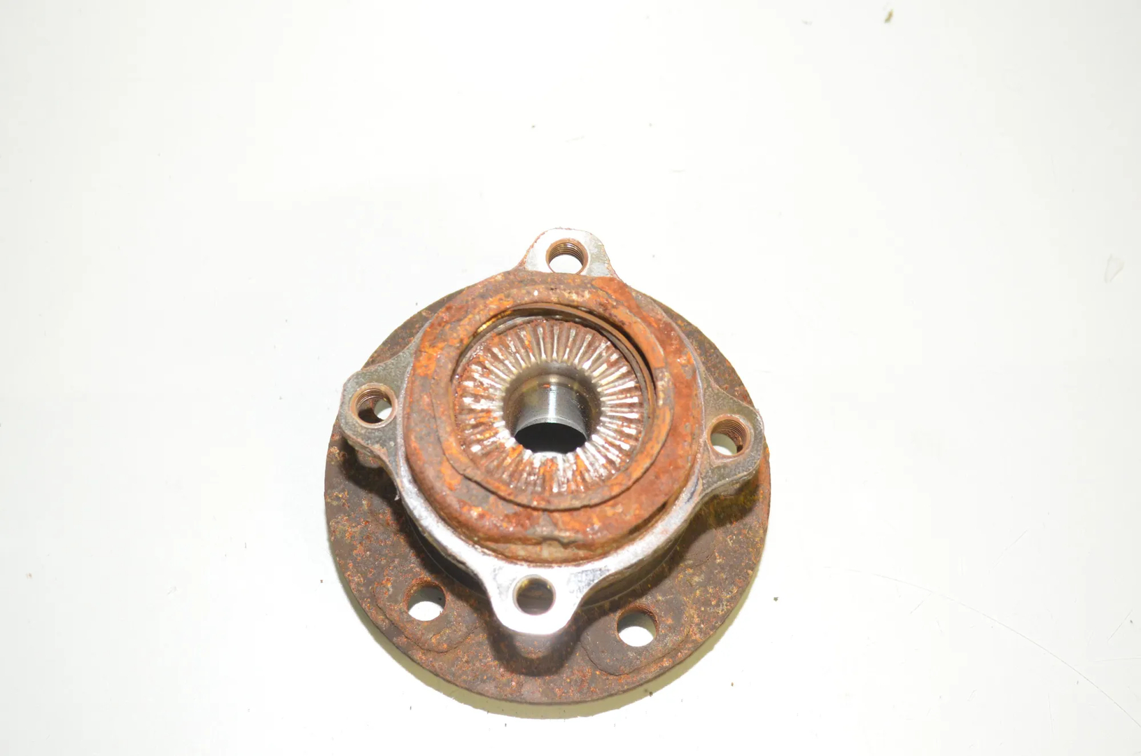 Rear Left Wheel Bearing – OEM 6851589 · BMW 2 Gran Tourer (F46) 220 d xDrive 2018 – 3