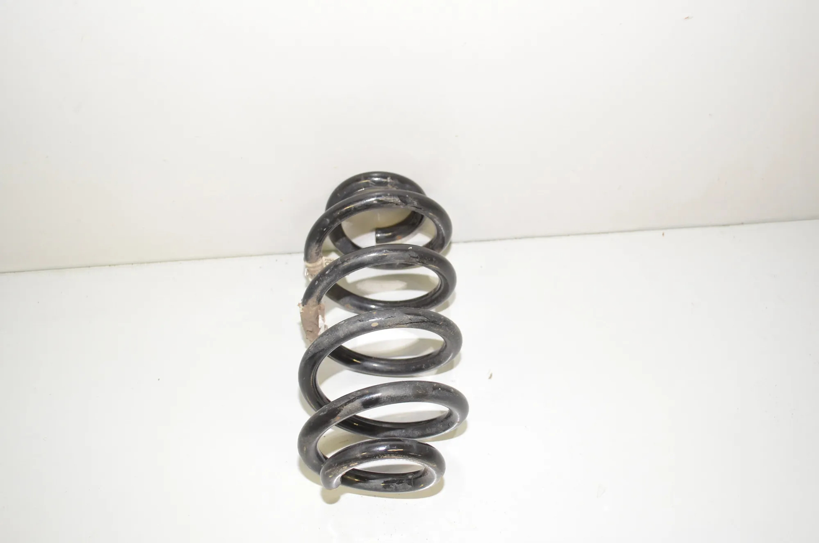 Rear Right Coil Spring – OEM 6866768 · BMW 2 Gran Tourer (F46) 220 d xDrive 2018 – 3