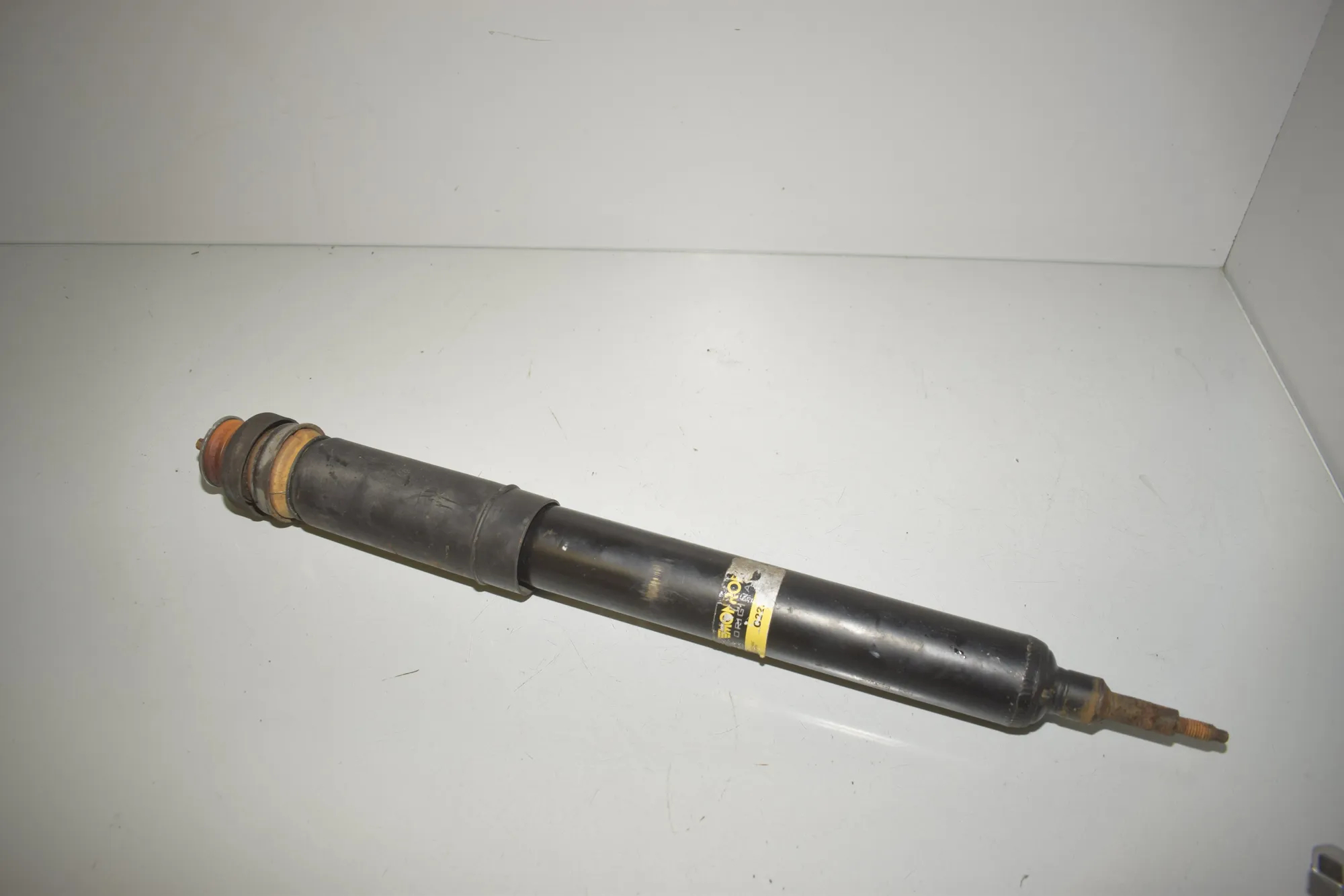 Rear Left Shock Absorber – OEM 6796161 · BMW 3 Cabrio (E93) 325 d 2010 – 2