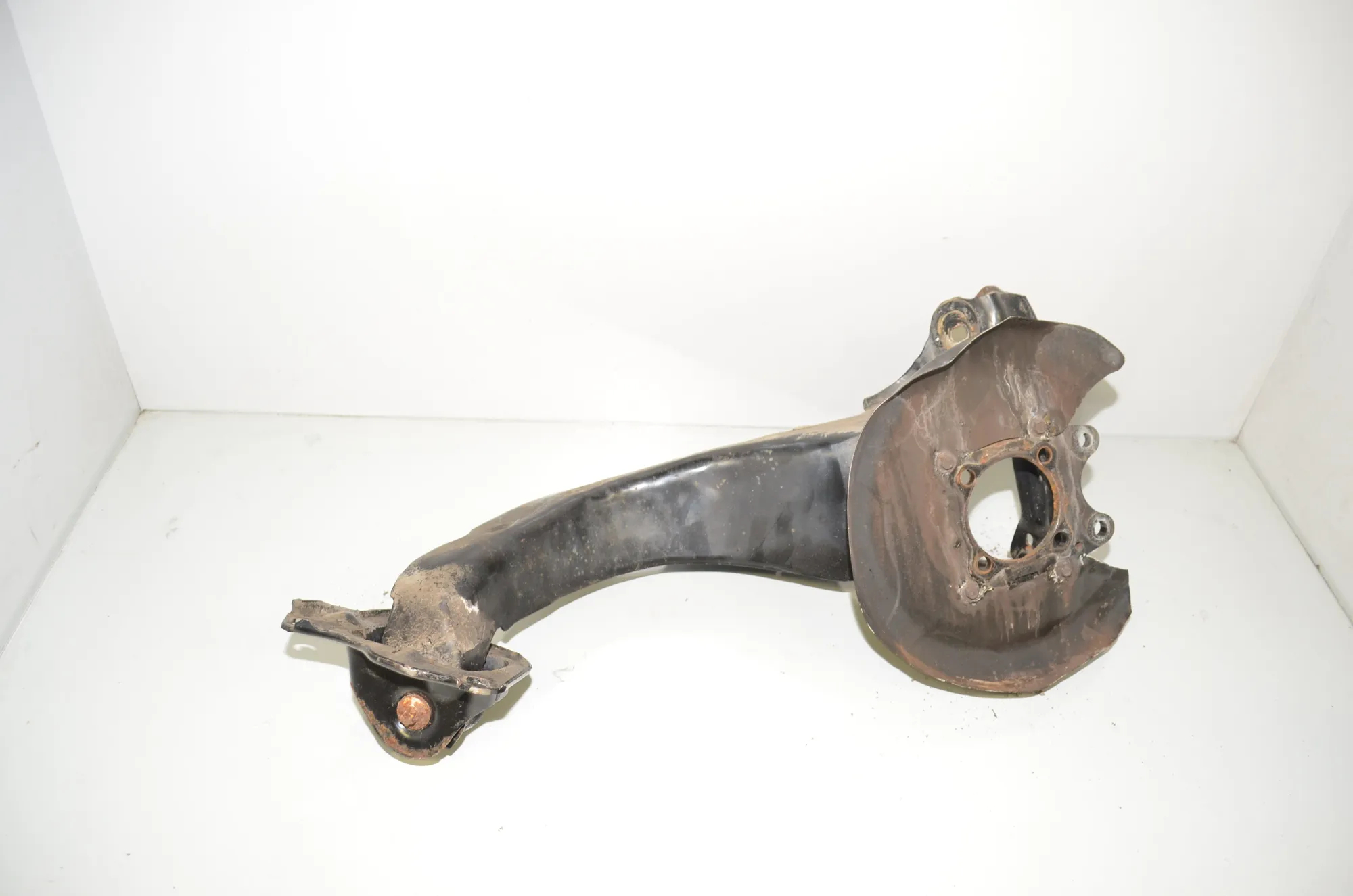 Rear Right Wheel Hub – OEM 8842880 · BMW 2 Gran Tourer (F46) 220 d xDrive 2018 – 4