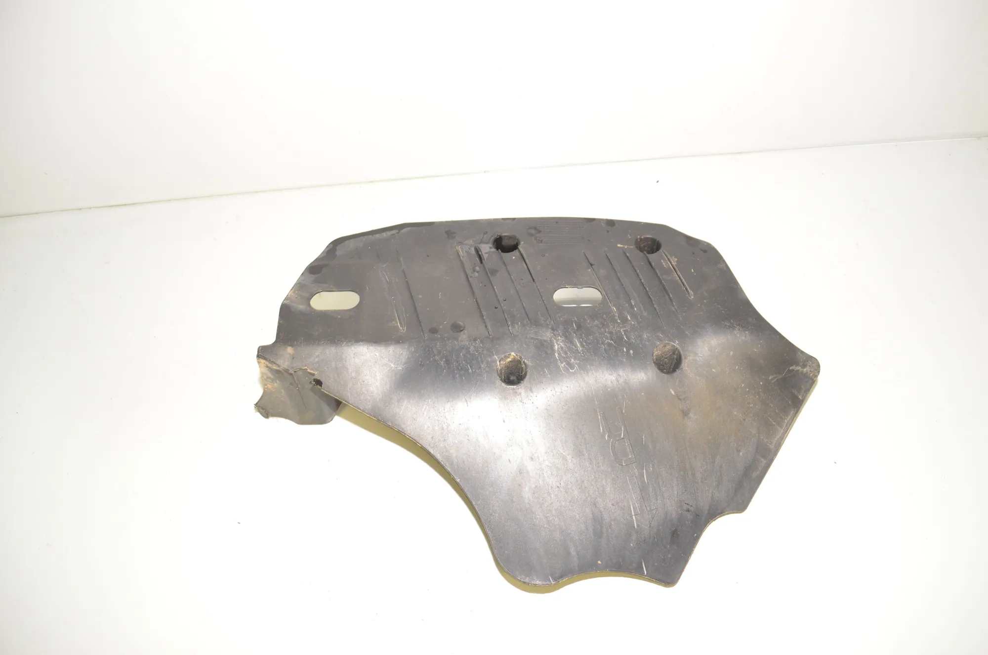 Control Arm Cover – OEM 6796138 · BMW 2 Cabrio (F23) 218 i 2017 – 3