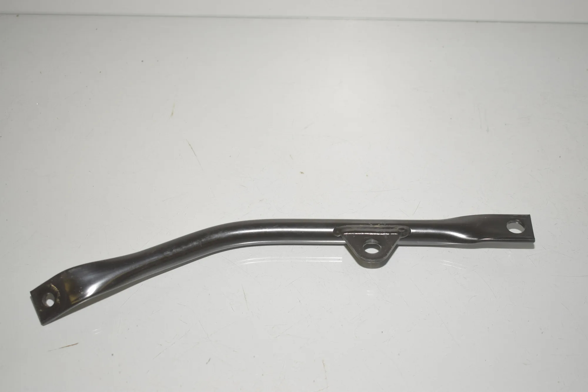 Bracket · BMW 2 Cabrio (F23) 218 i 2017 – 2