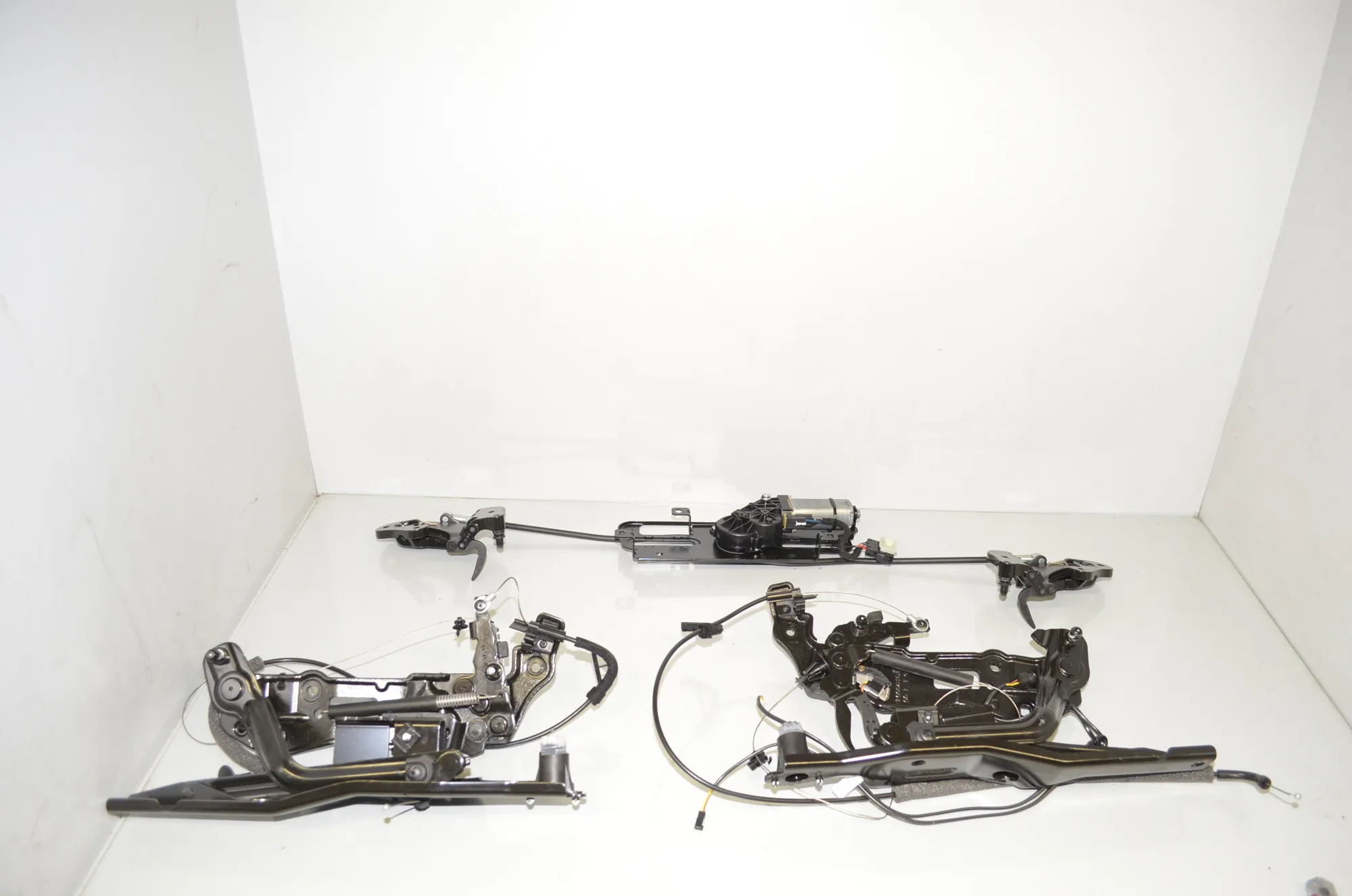 Other Roof Parts – OEM 7300958 · BMW 2 Cabrio (F23) 218 i 2017