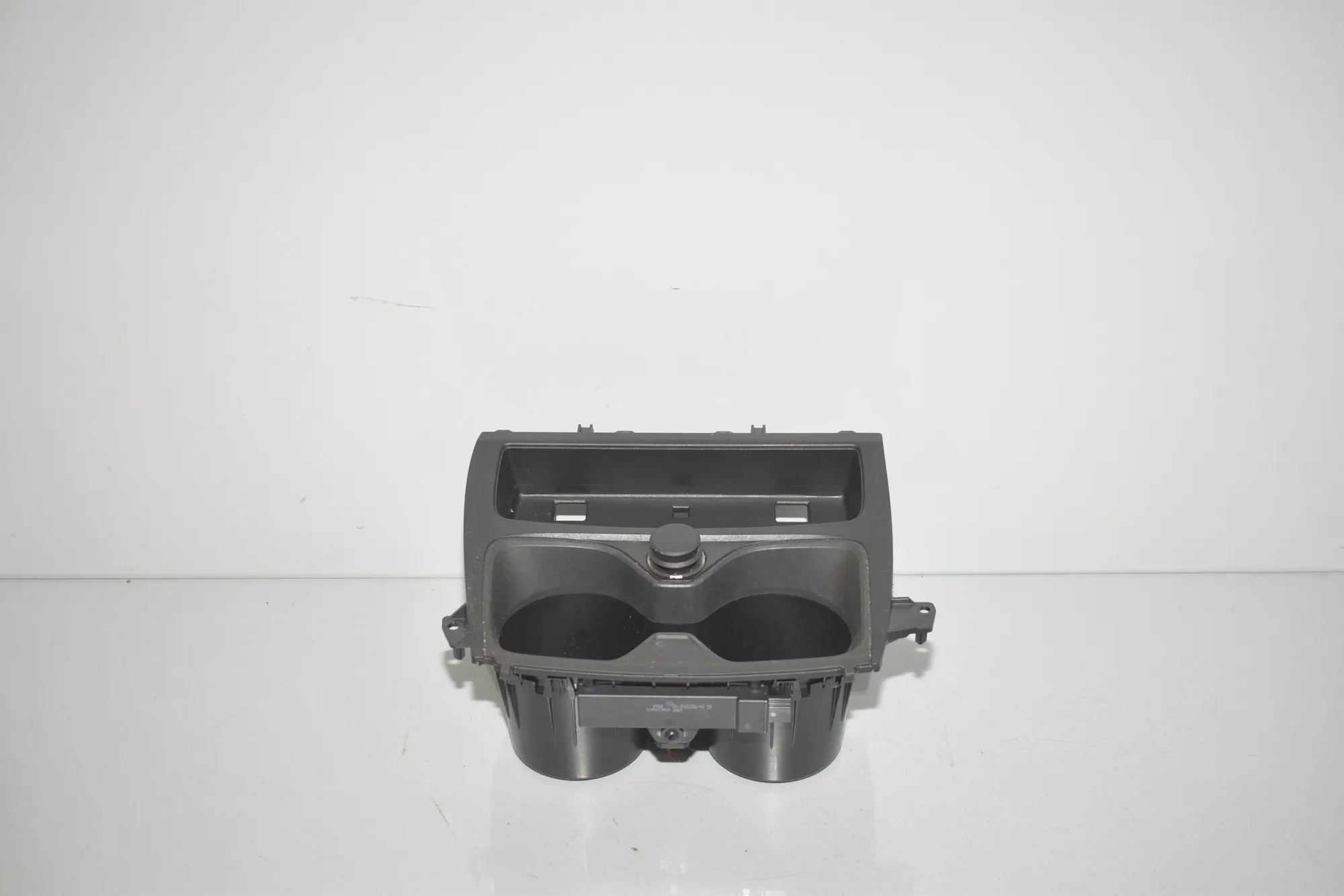 Cup Holder – OEM 9207320 · BMW 2 Cabrio (F23) 218 i 2017