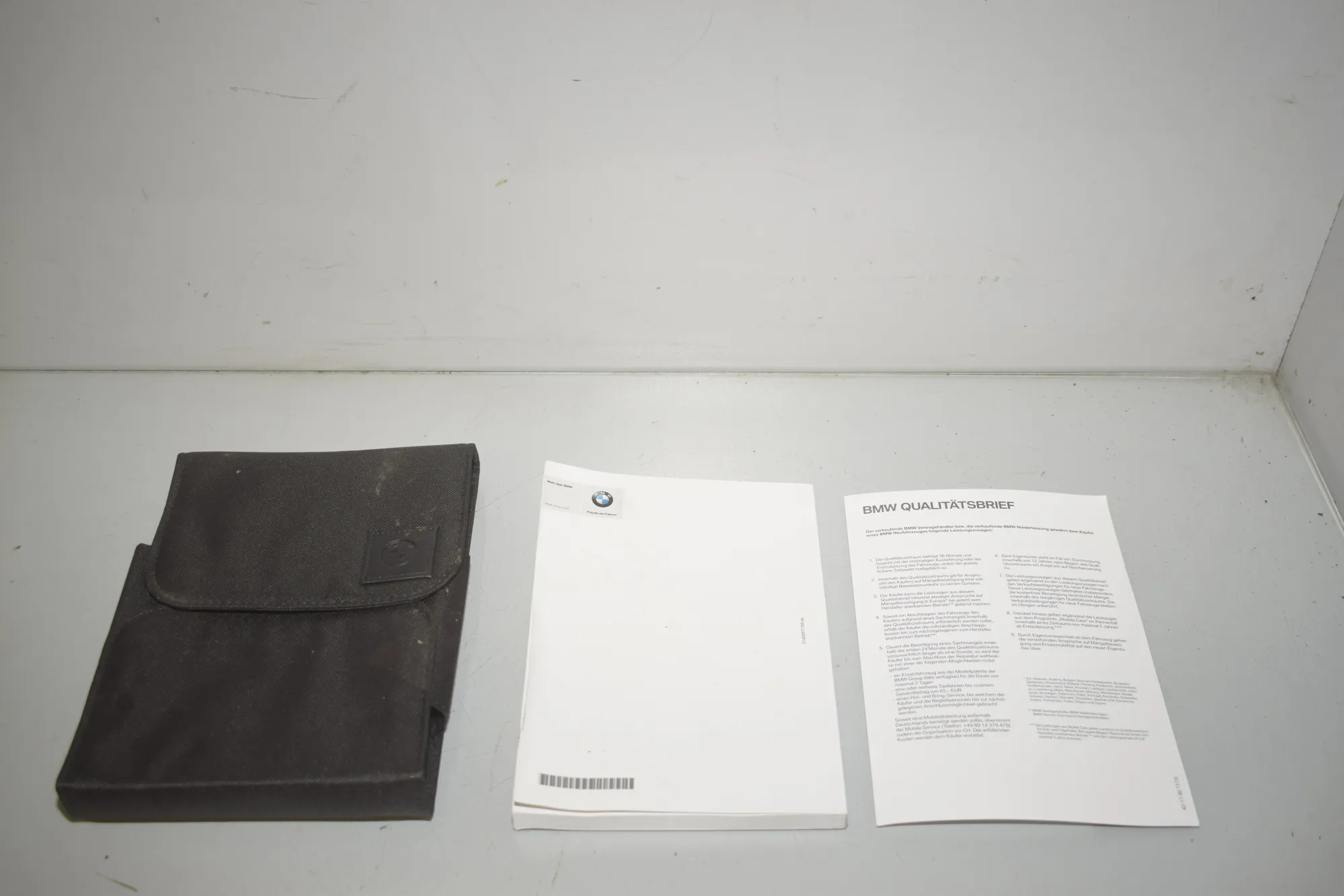 Manual Service Book – OEM 2977765 · BMW 2 Cabrio (F23) 218 i 2017 – 3