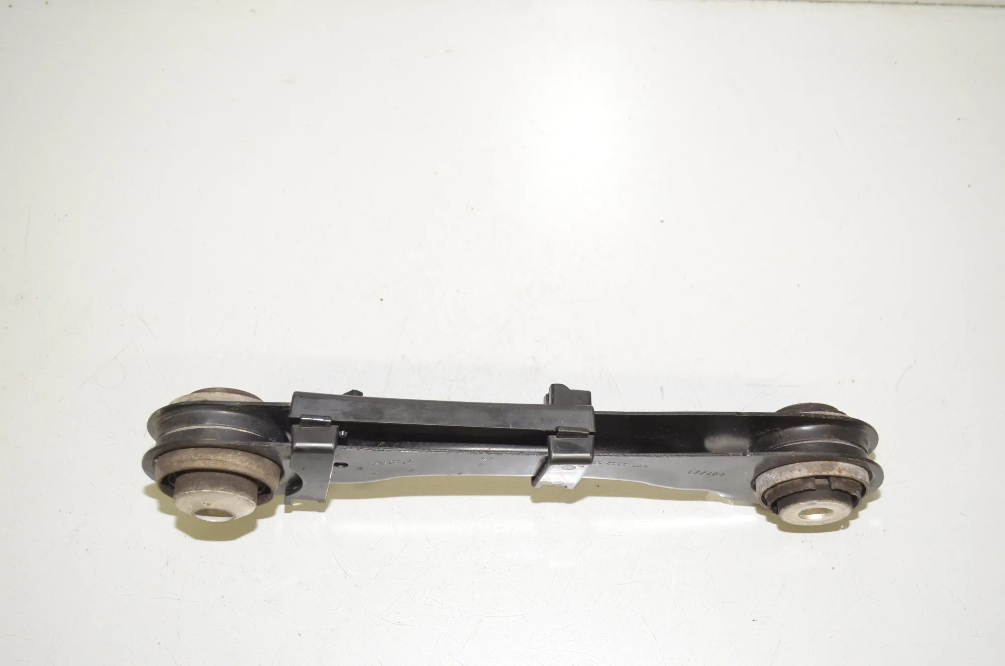 Rear Left Control Arm – OEM 6867537 · BMW 5 Touring (G31) (2017 - -) 520 d 2021 – 4