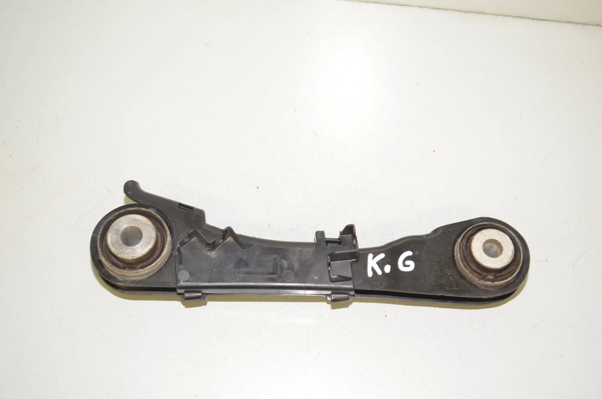 Rear Left Control Arm – OEM 6867537 · BMW 5 Touring (G31) (2017 - -) 520 d 2021