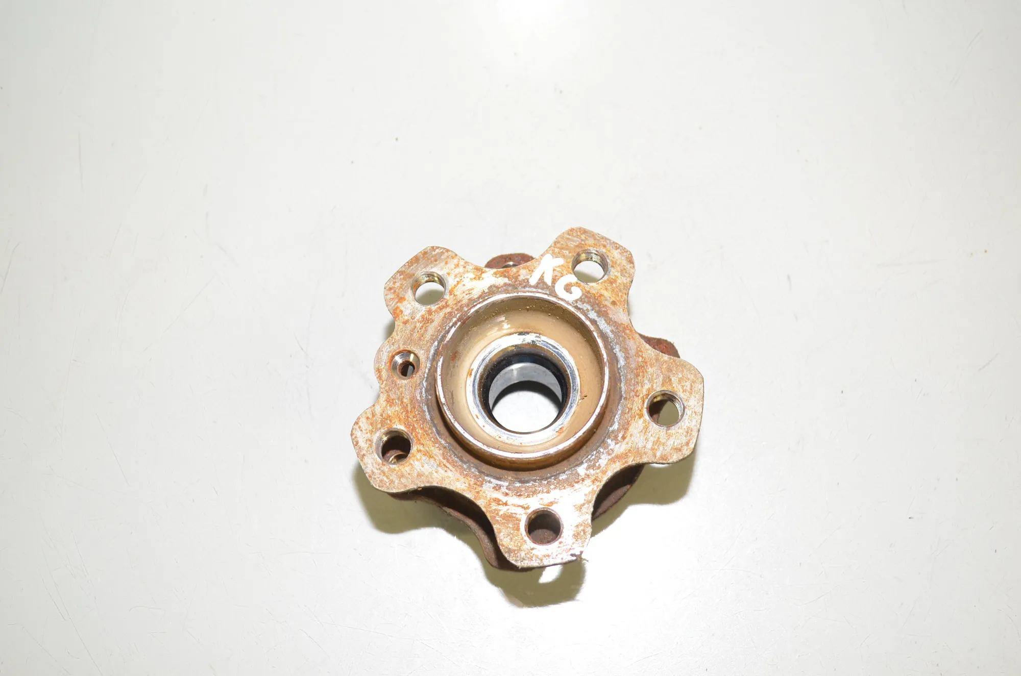 Rear Left Wheel Bearing – OEM 6899175 · BMW 5 Touring (G31) (2017 - -) 520 d 2021