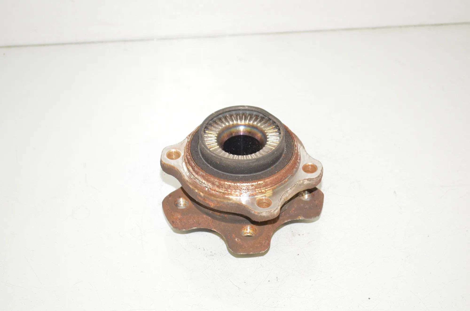 Rear Left Wheel Bearing – OEM 6899175 · BMW 5 Touring (G31) (2017 - -) 520 d 2021 – 4