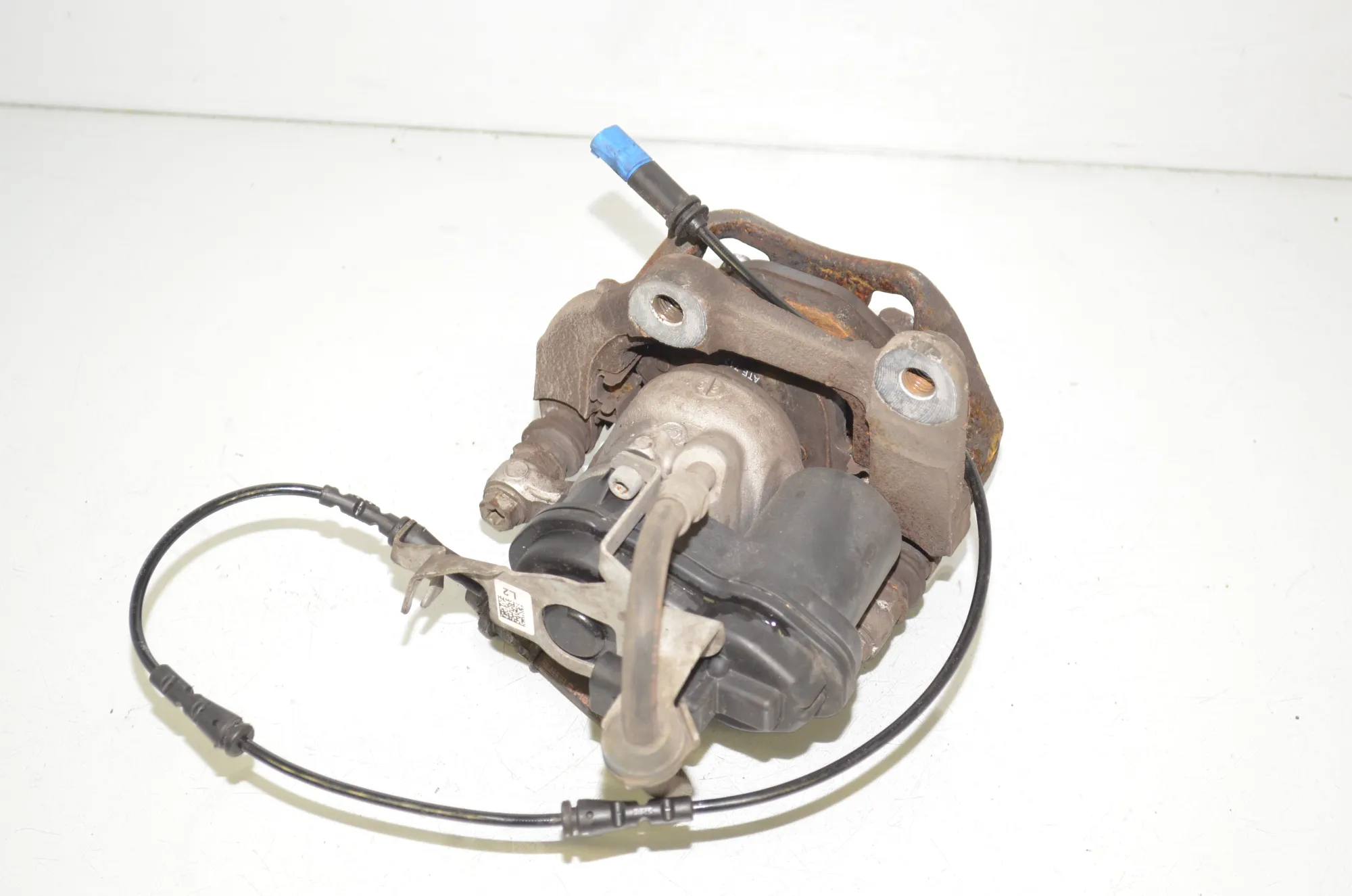 Rear Right Brake Caliper – OEM 6870576 · BMW 5 Touring (G31) (2017 - -) 520 d 2021 – 4