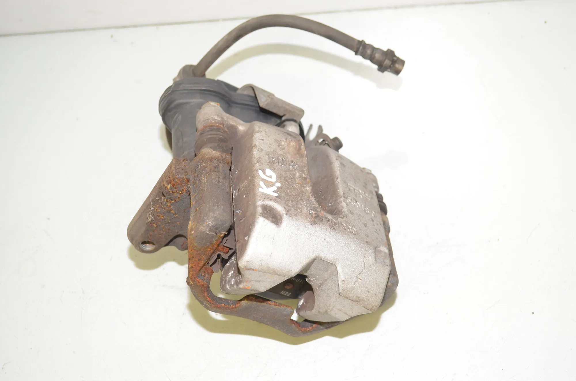 Rear Left Brake Caliper – OEM 6870575 · BMW 5 Touring (G31) (2017 - -) 520 d 2021