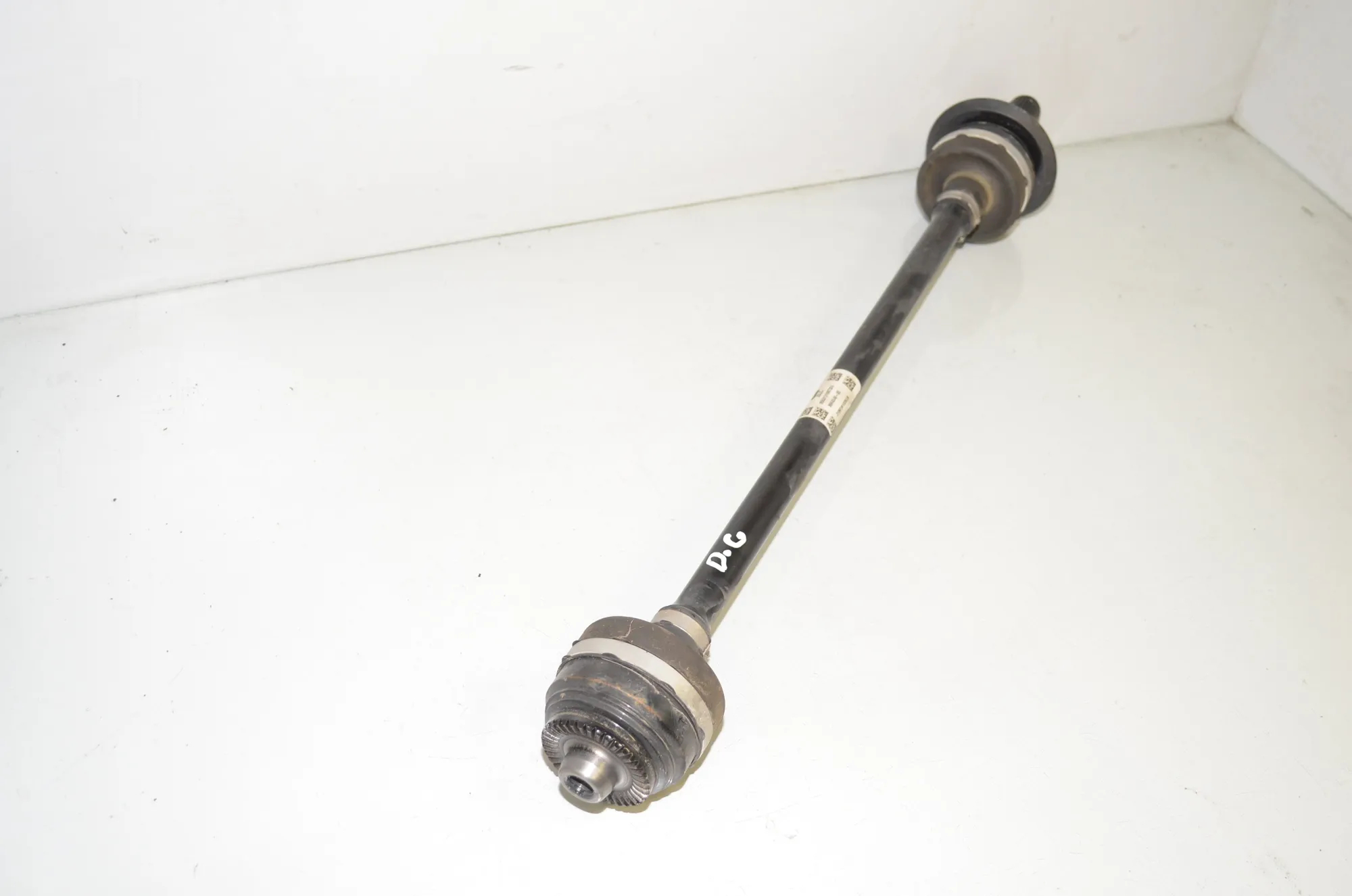 Rear Right Driveshaft – OEM 8664046 · BMW 5 Touring (G31) (2017 - -) 520 d 2021 – 2