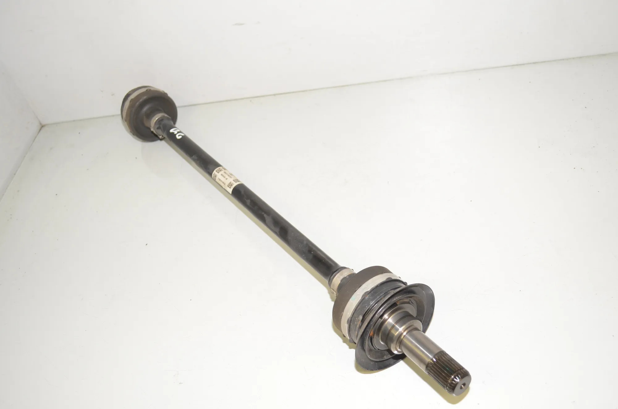 Rear Right Driveshaft – OEM 8664046 · BMW 5 Touring (G31) (2017 - -) 520 d 2021 – 3