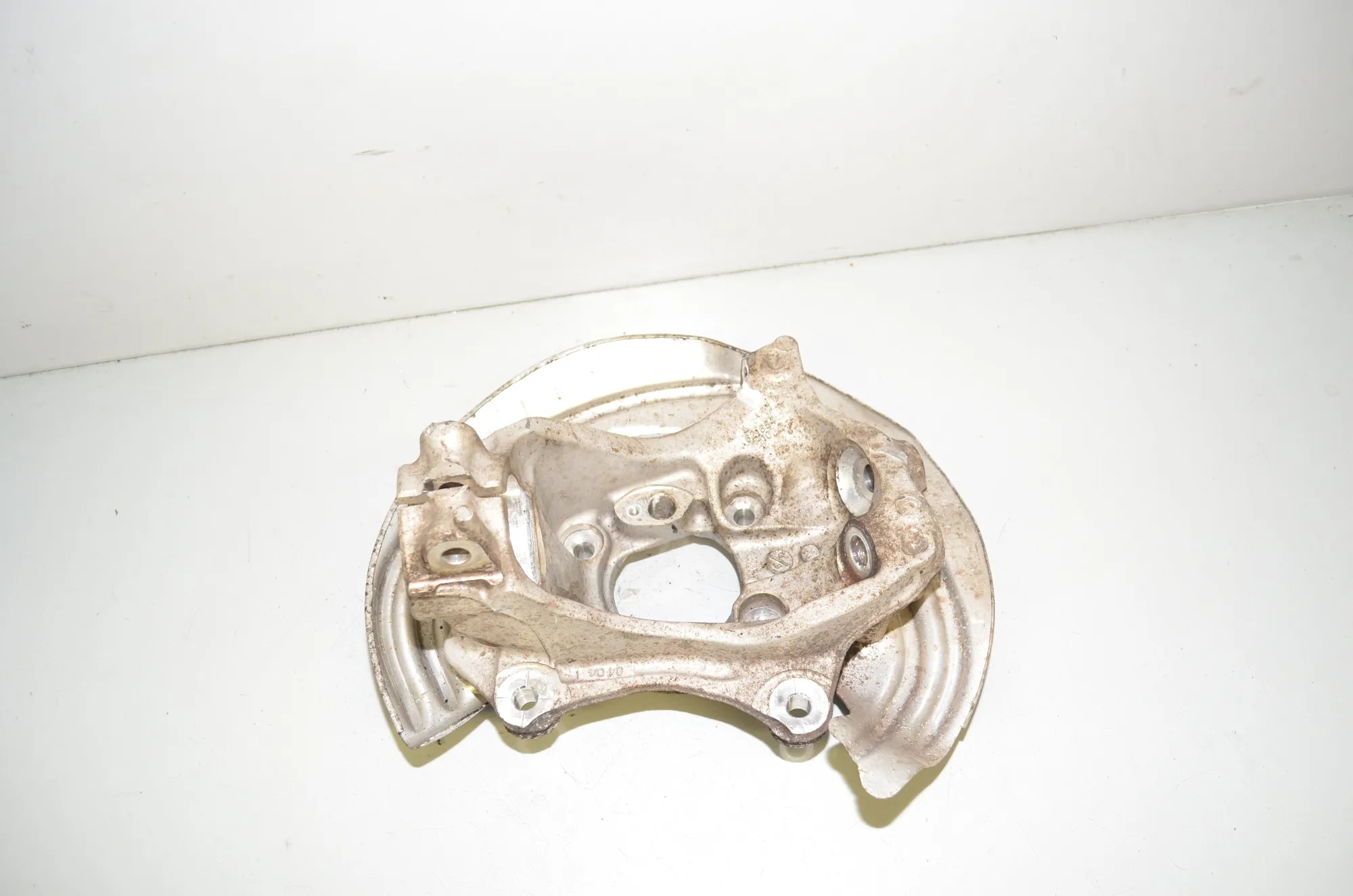 Front Left Wheel Hub – OEM 6878609 · BMW 3 Touring (G21) (2019 - -) 320 d 2020 – 3