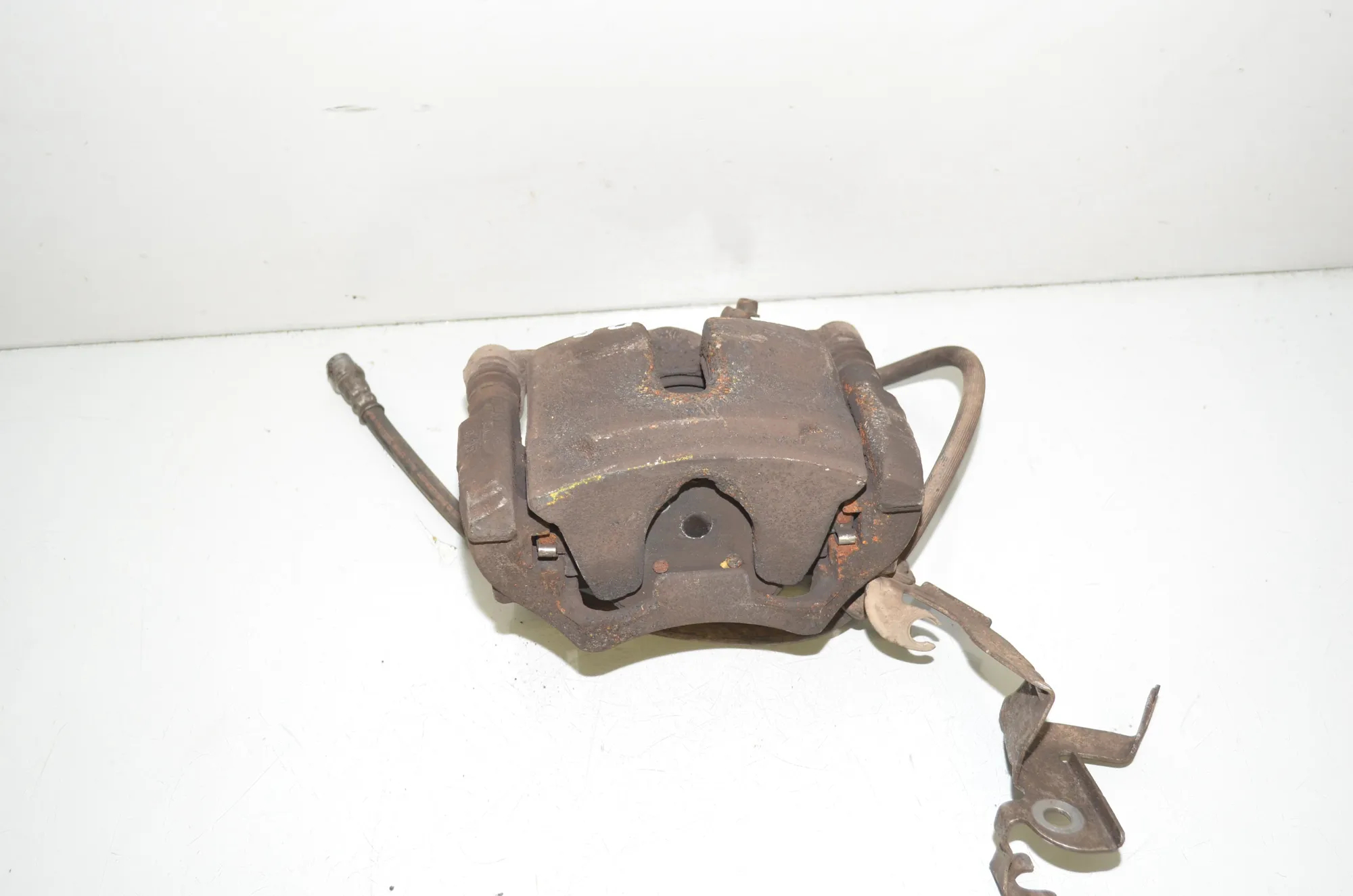 Front Right Brake Caliper – OEM 6860265 · BMW 3 Touring (G21) (2019 - -) 320 d 2020