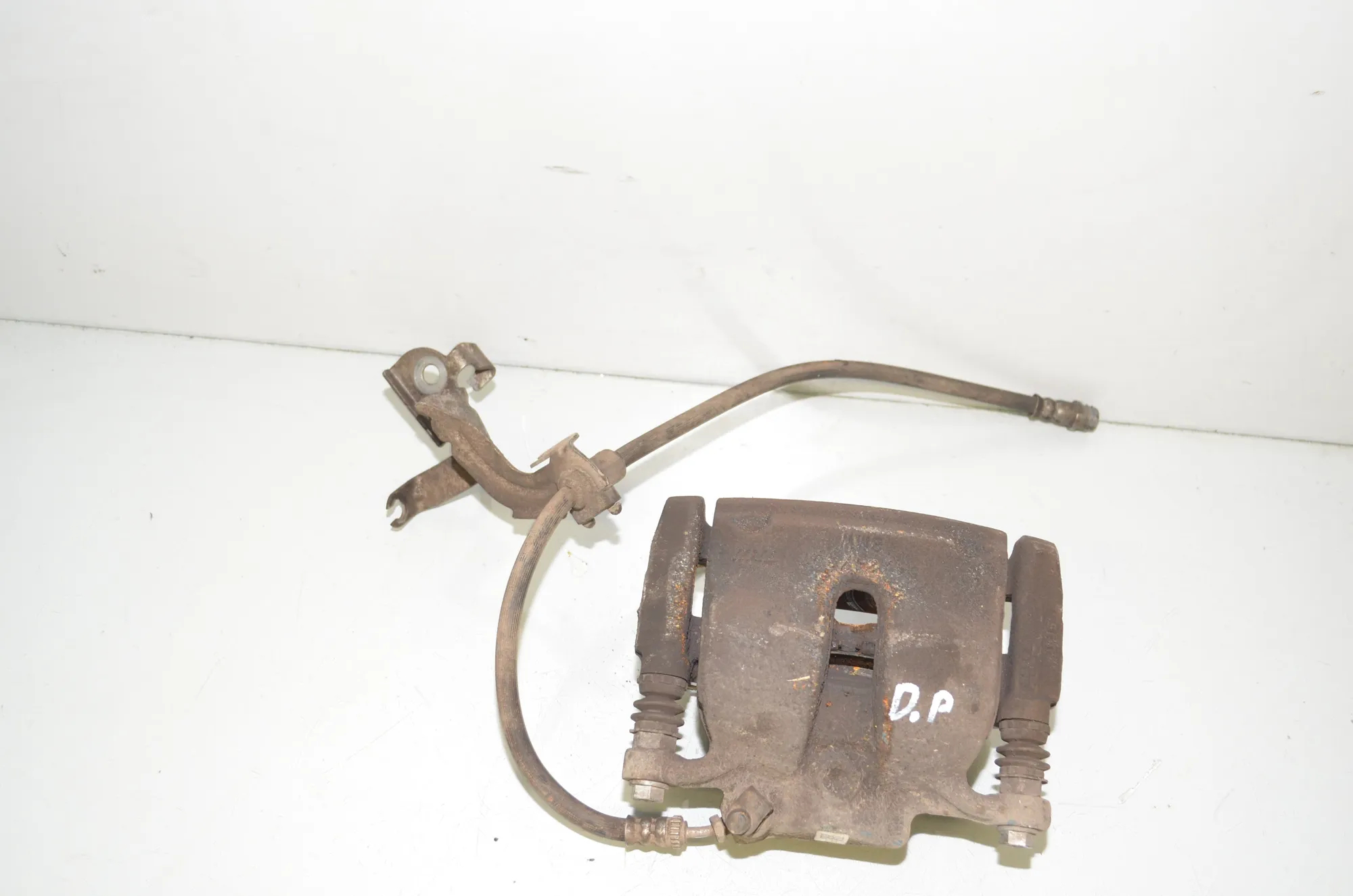 Front Right Brake Caliper – OEM 6860265 · BMW 3 Touring (G21) (2019 - -) 320 d 2020 – 2
