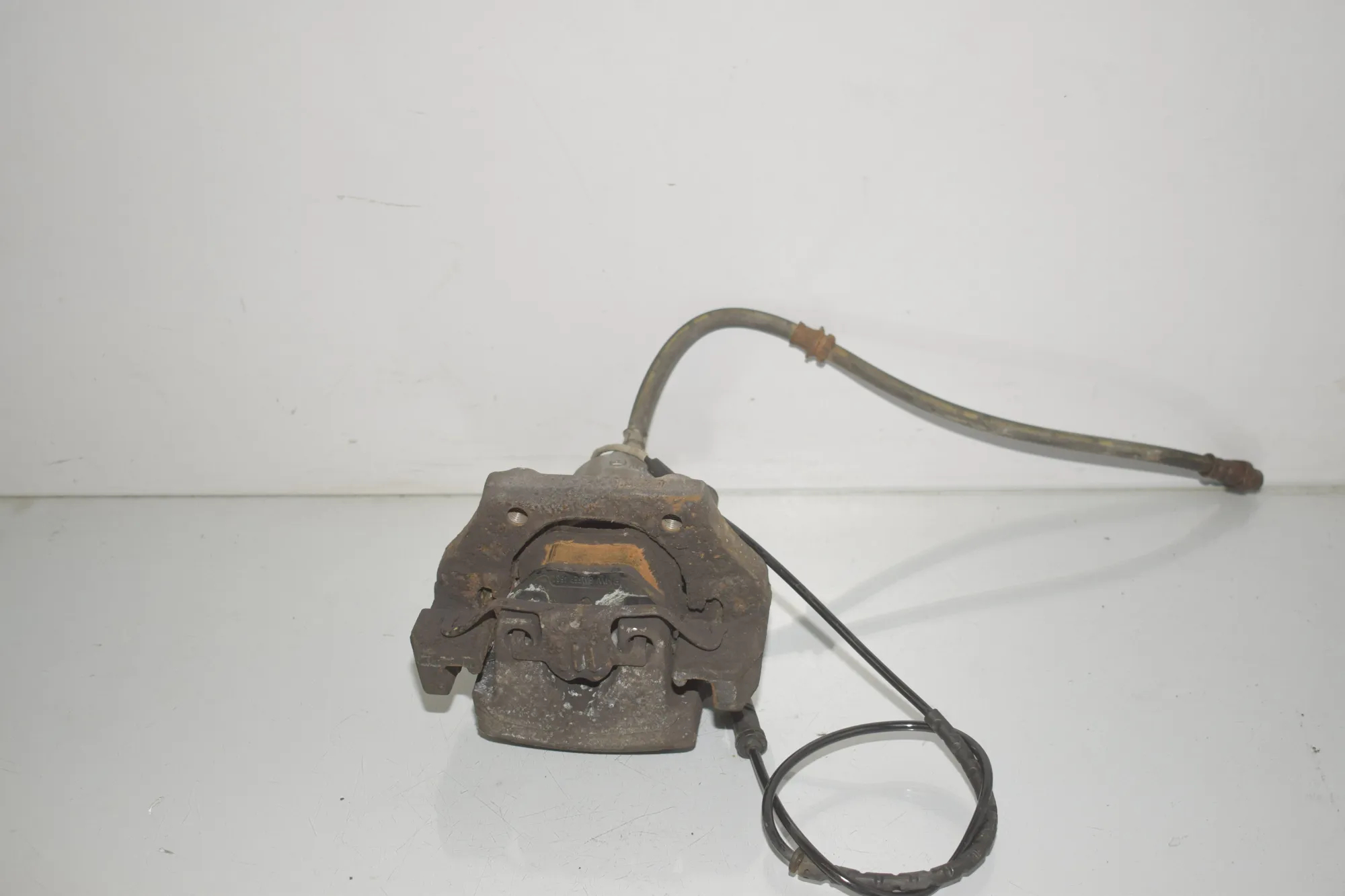 Rear Right Brake Caliper – OEM 6776784 · BMW X5 (E70) xDrive 30 d 2011 – 4