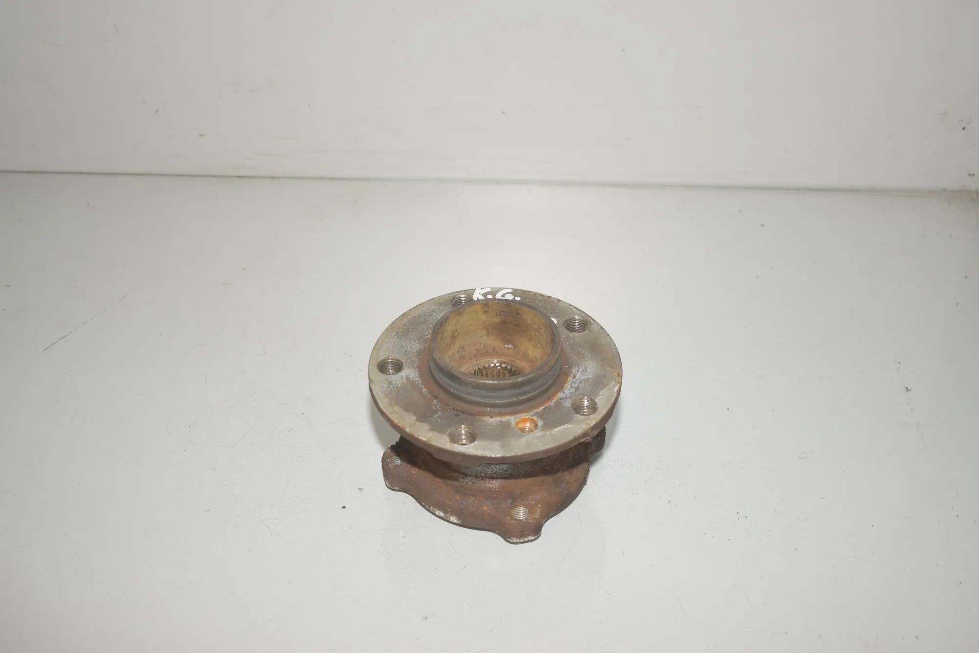 Rear Left Wheel Bearing – OEM 6867811 · BMW X5 (E70) xDrive 30 d 2011