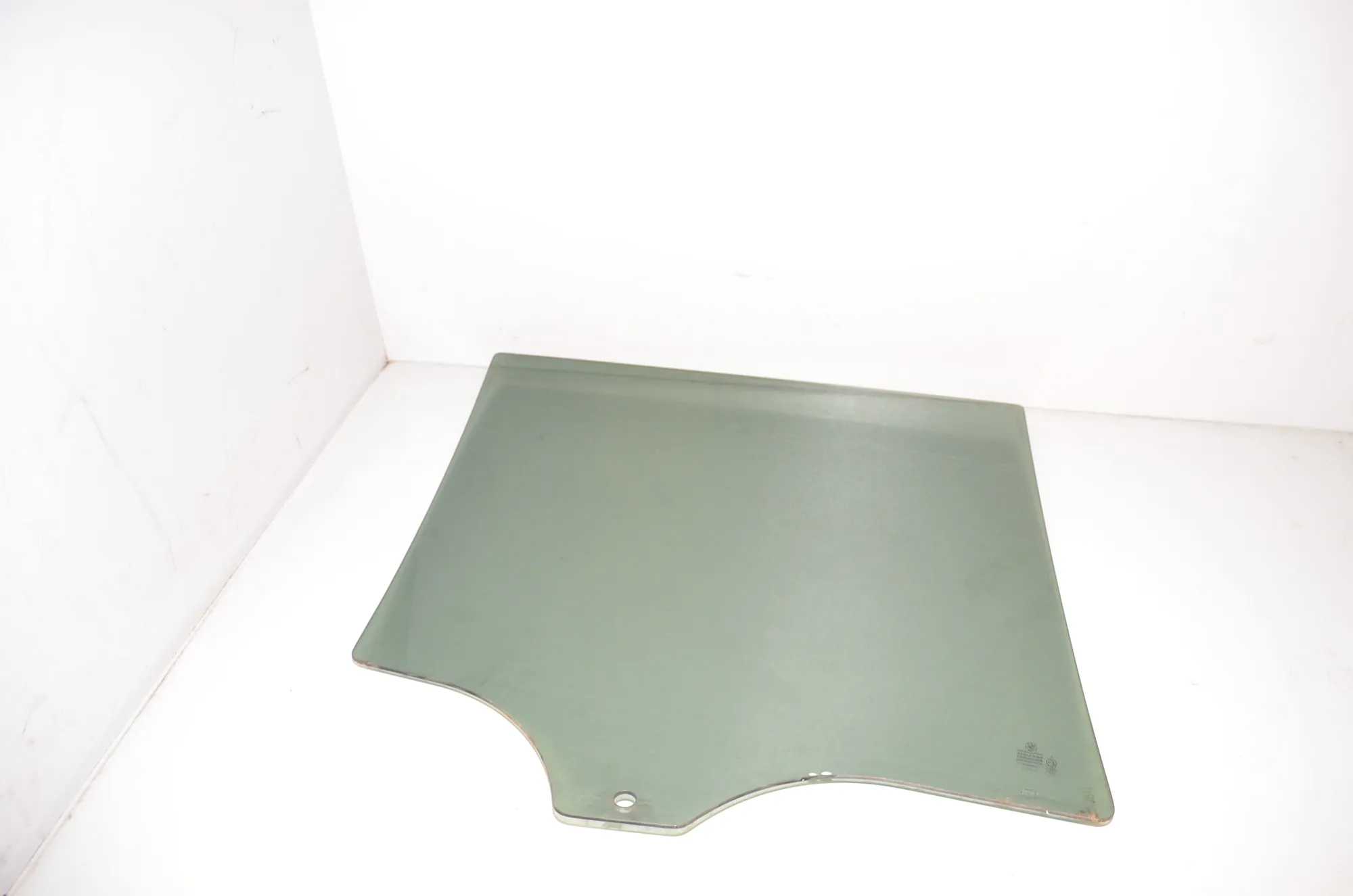 Rear Left Door Window – OEM 7163751 · BMW X5 (E70) xDrive 30 d 2011 – 3