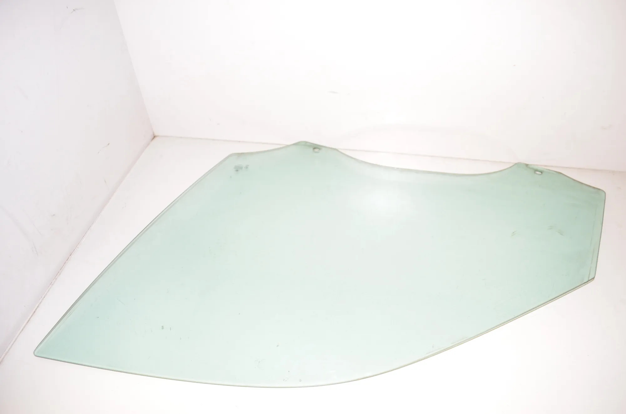 Front Left Door Window – OEM 7137013 · BMW X5 (E70) xDrive 30 d 2011 – 2