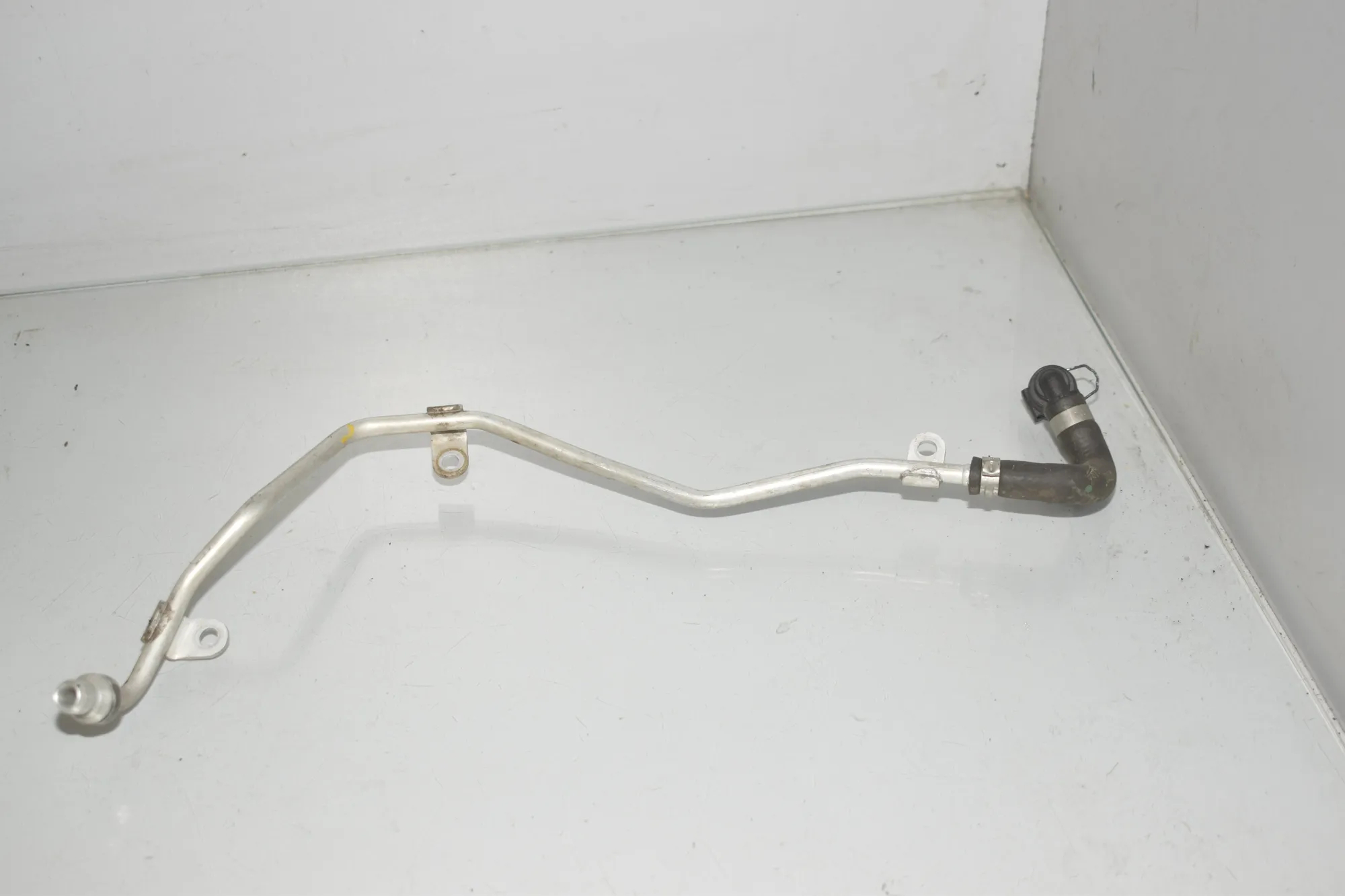 Coolant Hose Pipe – OEM 8580972 · BMW 3 Touring (G21) (2019 - -) 320 d 2020 – 2