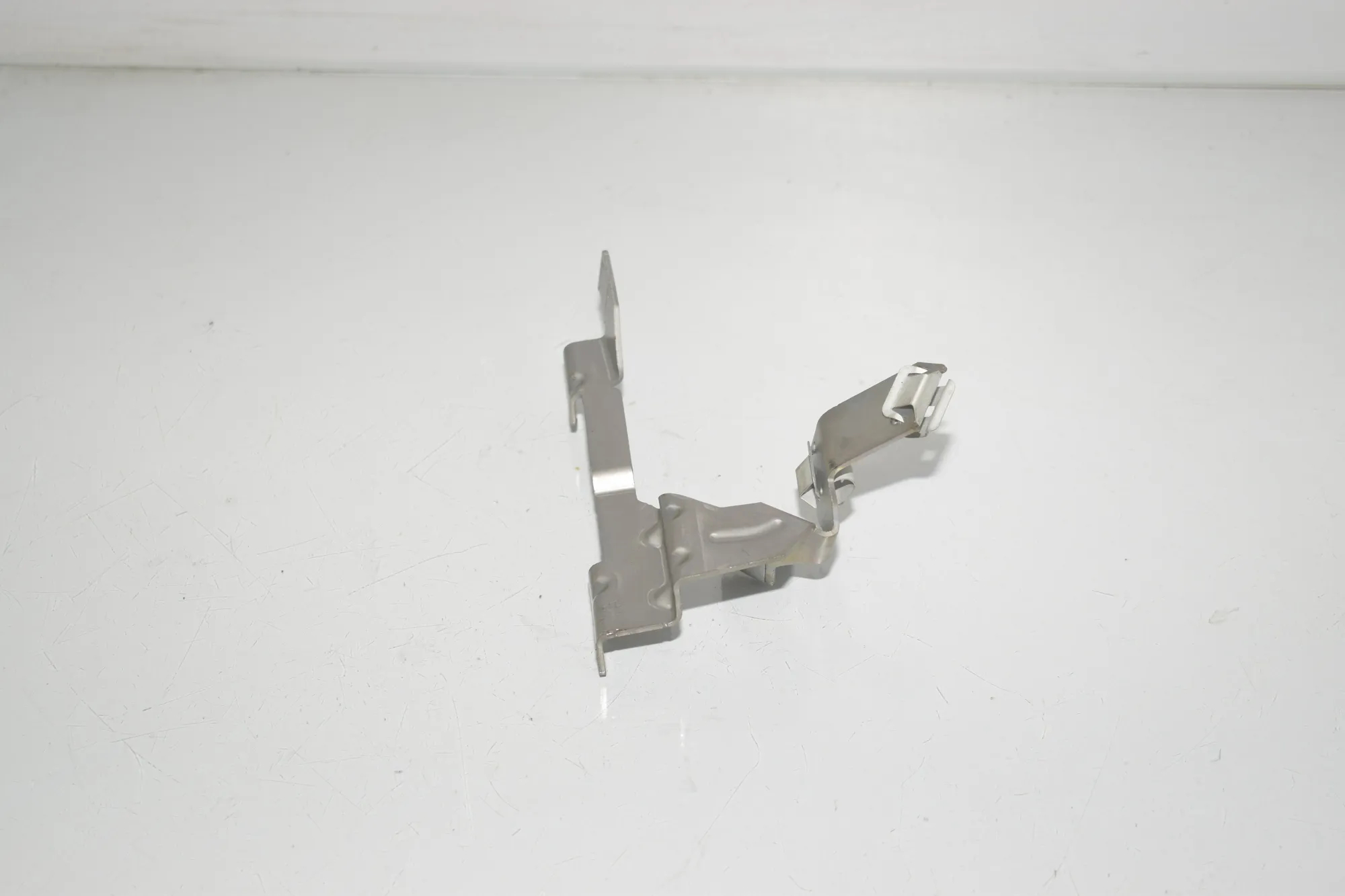 Bracket – OEM 8581362 · BMW 3 Touring (G21) (2019 - -) 320 d 2020 – 4