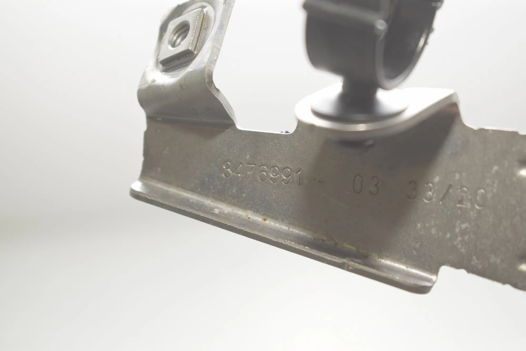 Bracket – OEM 8476991 · BMW 3 Touring (G21) (2019 - -) 320 d 2020 – 4