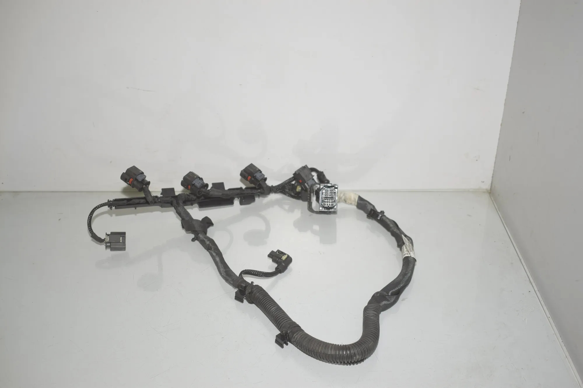 Fuel Injector Wire Connection – OEM 8590045 · BMW 3 Touring (G21) (2019 - -) 320 d 2020 – 2