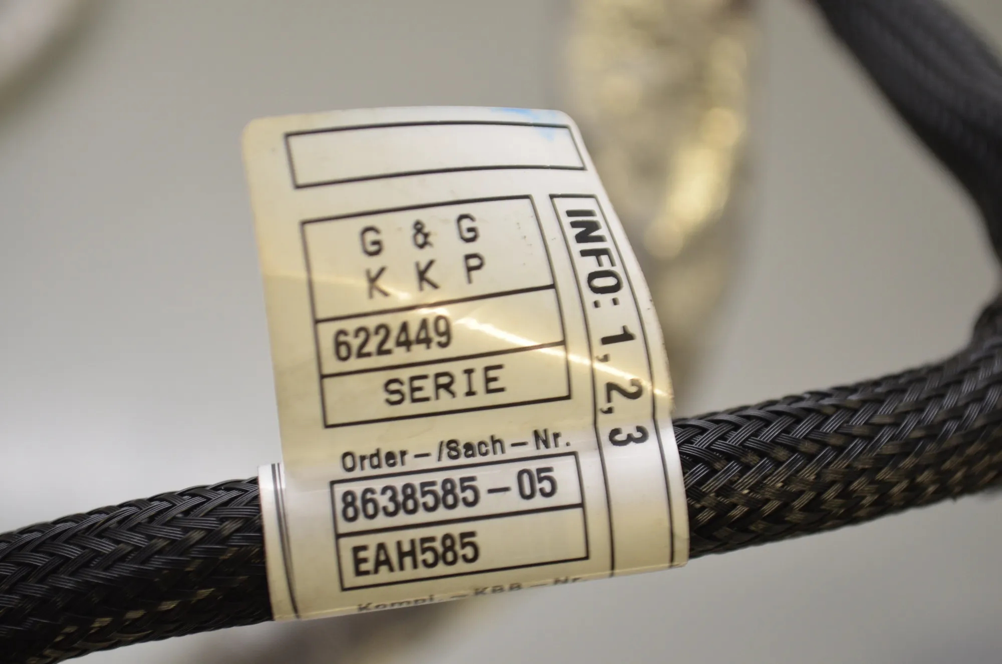 Positive Battery Cable – OEM 8638585 · BMW 2 Cabrio (F23) 218 i 2017 – 4