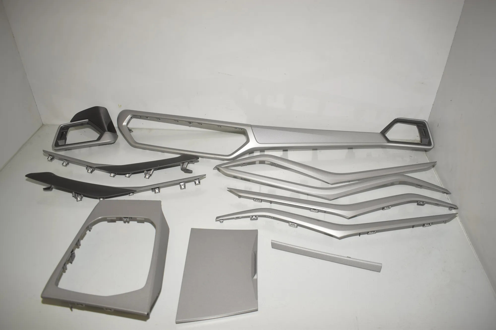 Interior Trim Strips Kit – OEM 6806783 · BMW 3 Touring (G21) (2019 - -) 320 d 2020 – 2